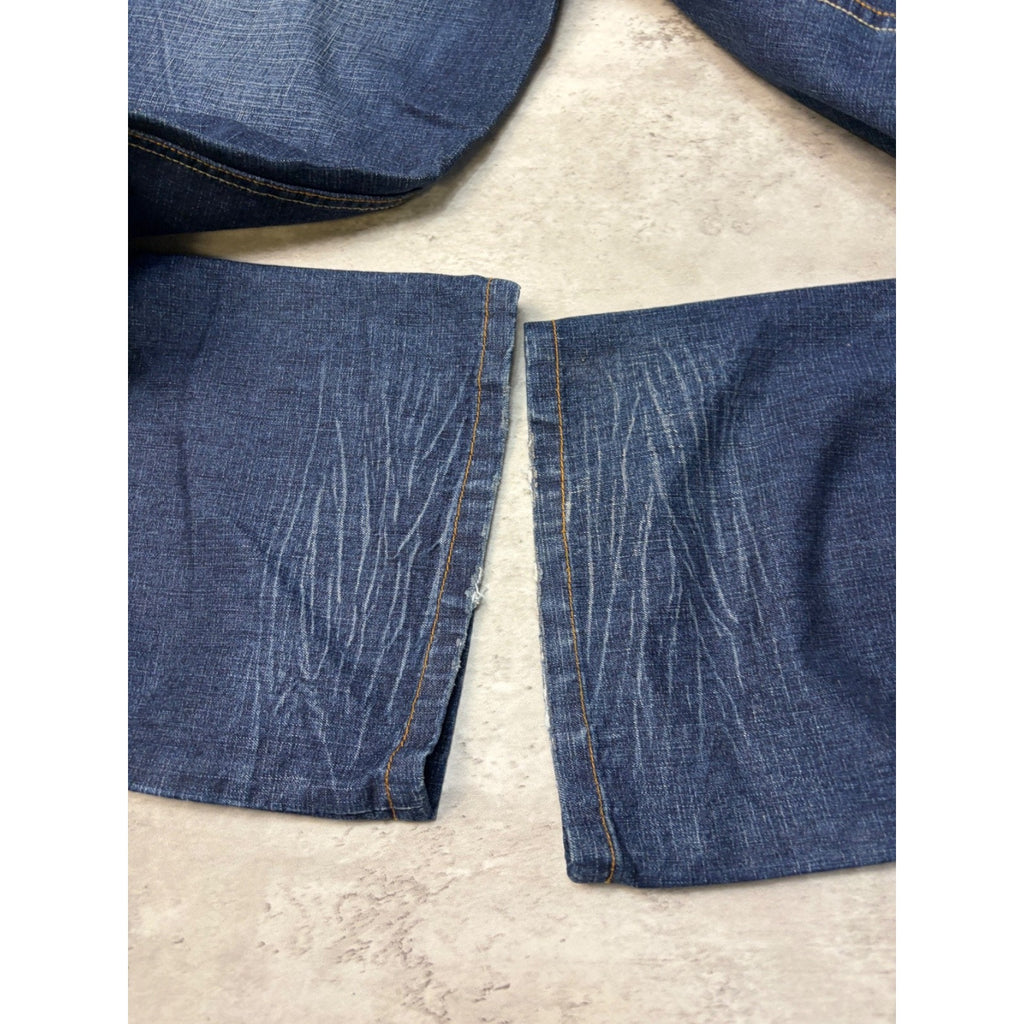 Vintage Y2K Rocawear Embroidered Pocket Logo Dark Wash Denim Pants Size 30x31