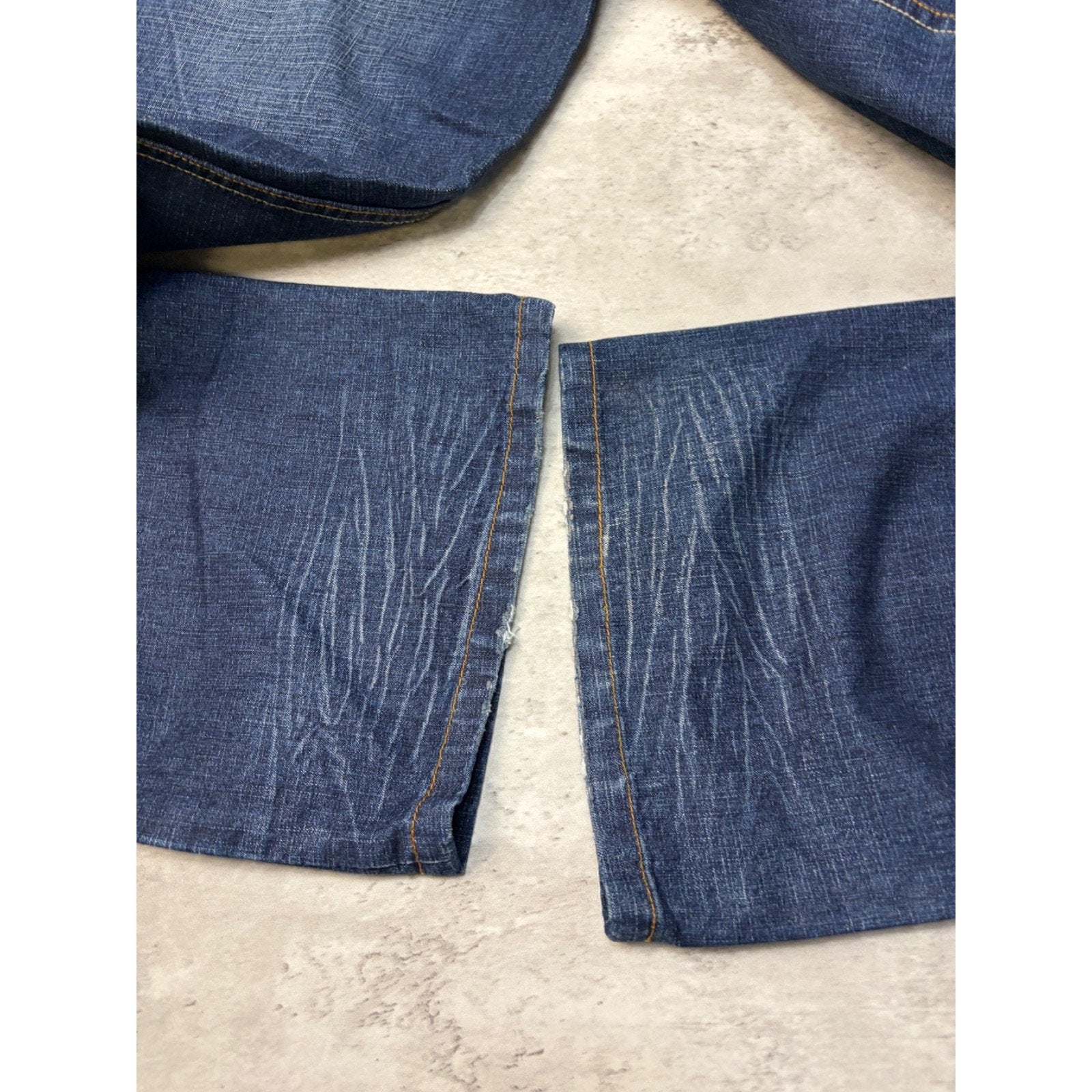 Vintage Y2K Rocawear Embroidered Pocket Logo Dark Wash Denim Pants Size 30x31
