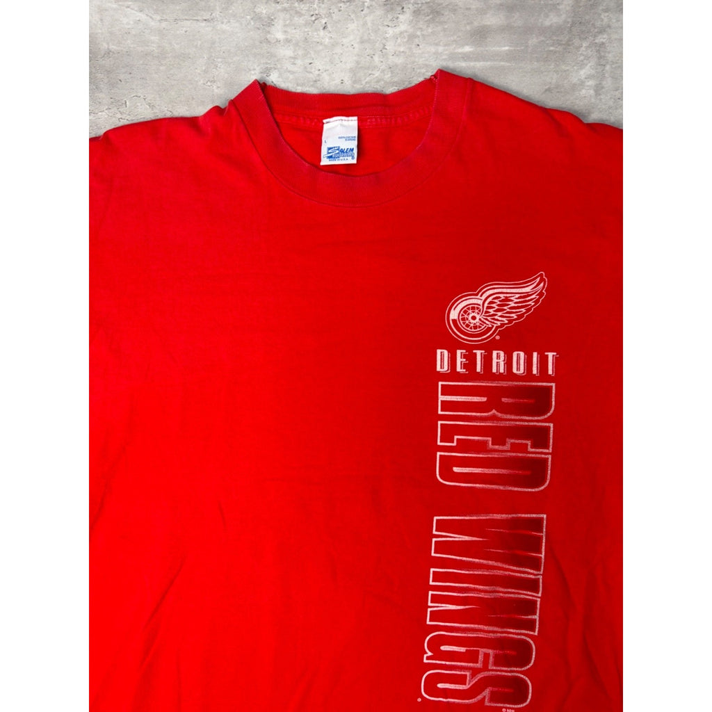 Vintage 90s Detroit Red Wings NHL Big Spellout Red Hockey T-Shirt Size Large