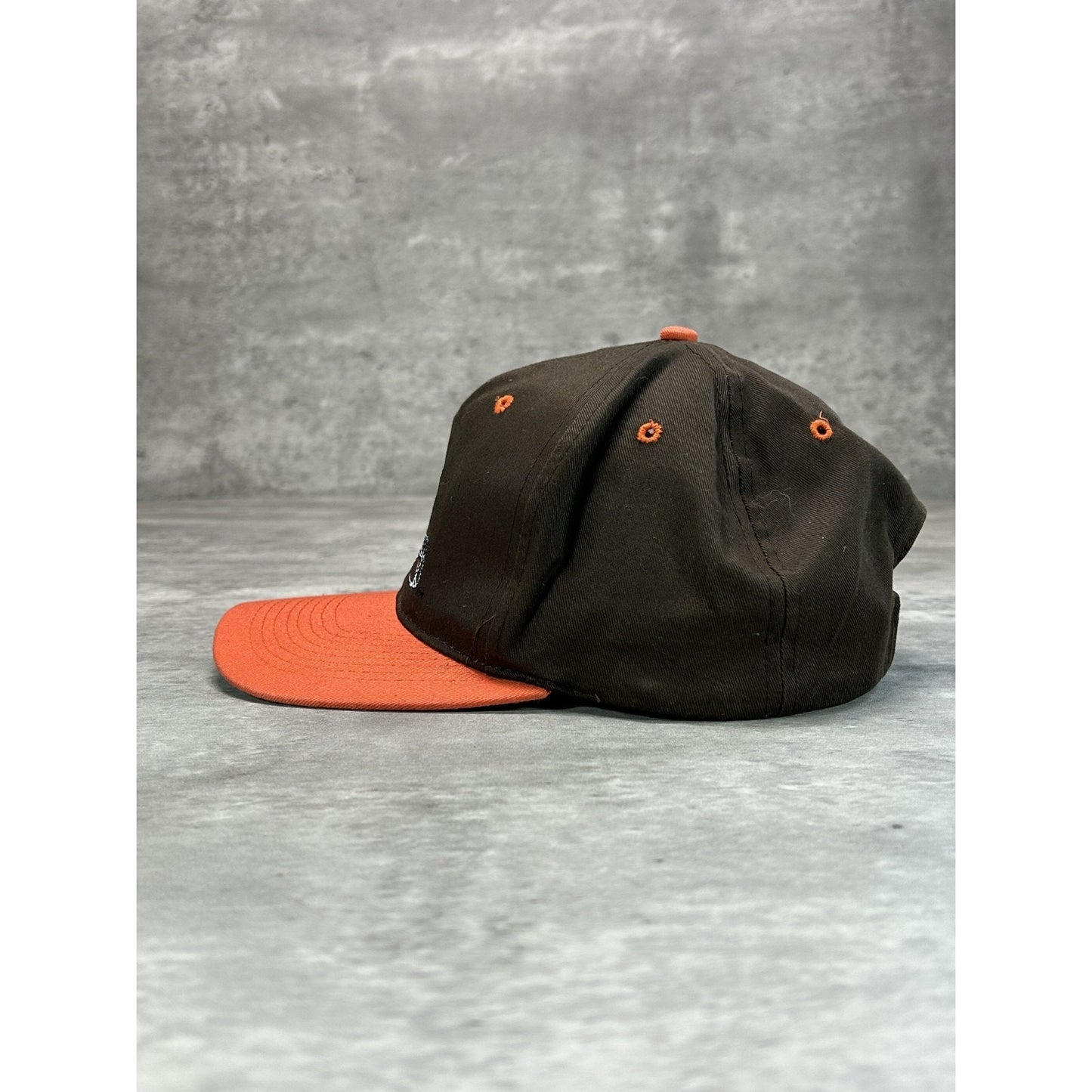 Vintage 90s Cleveland Browns NFL Embroidered Logo Football Snapback Hat OSFA