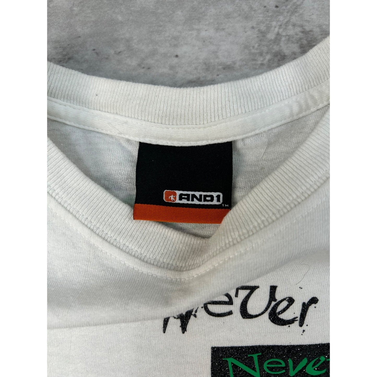 Vintage Y2K AND1 Never Give Up Never Tire Slogan Basketball T-Shirt Size XS