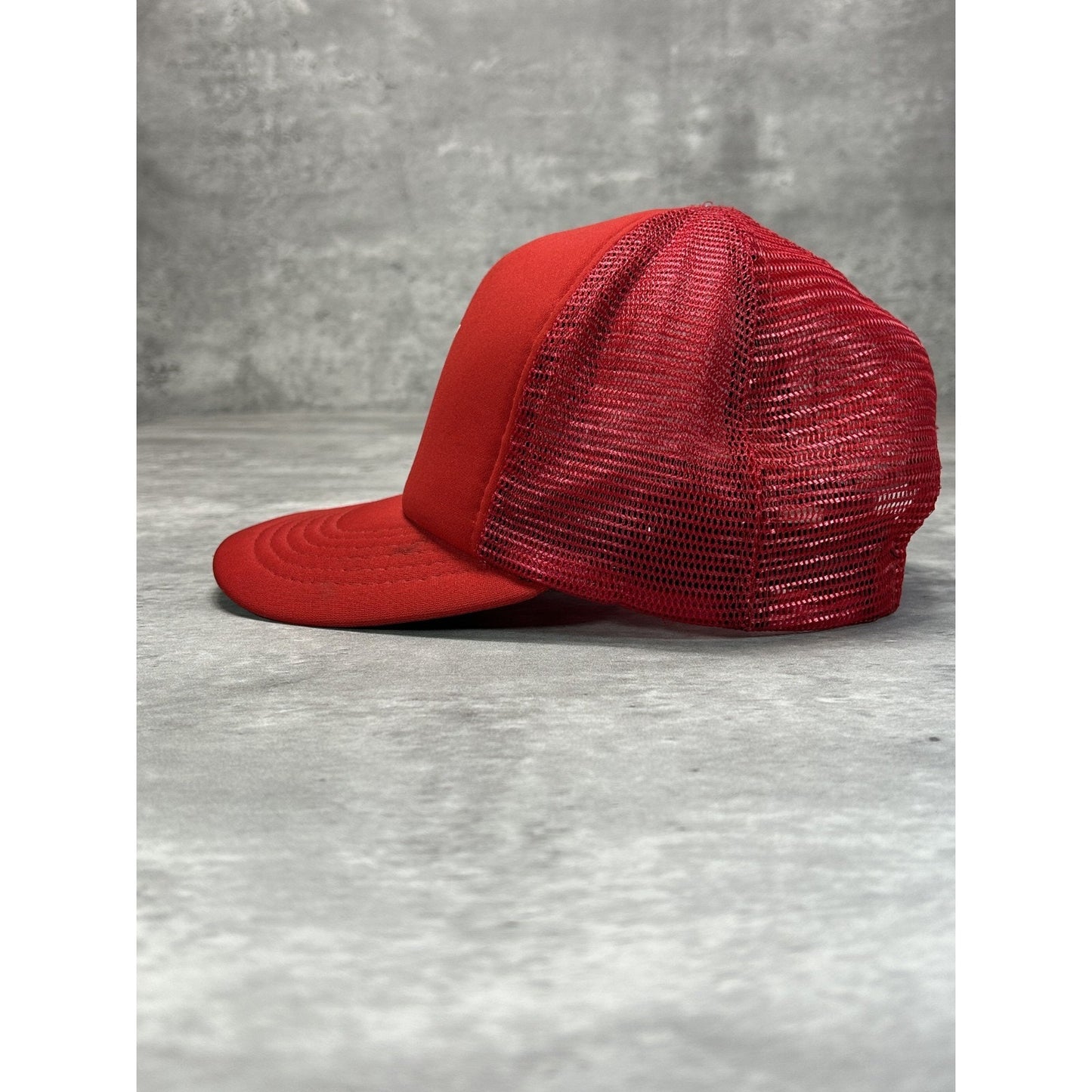 Vintage 80s Old English N Graphic Trucker Snapback Hat OSFA Red