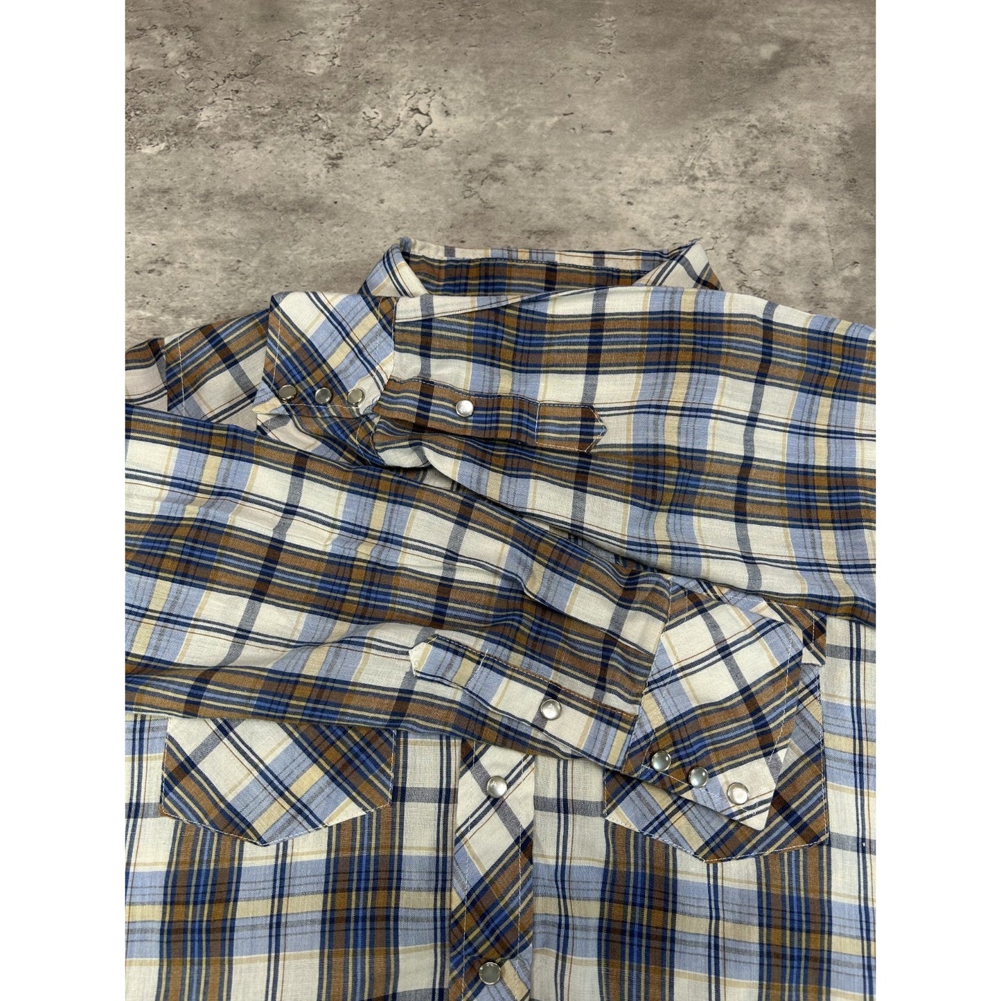 Vintage 1970s/80s JCPenny Plaid Print Reworked Cropped Button Up Shirt Sz Medium