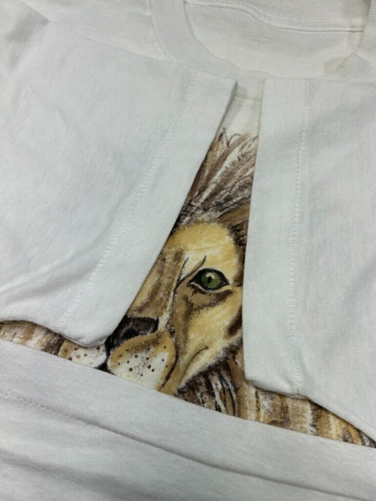 Vintage 90s Lion Nature Wildlife Art Graphic T-Shirt Size Large White