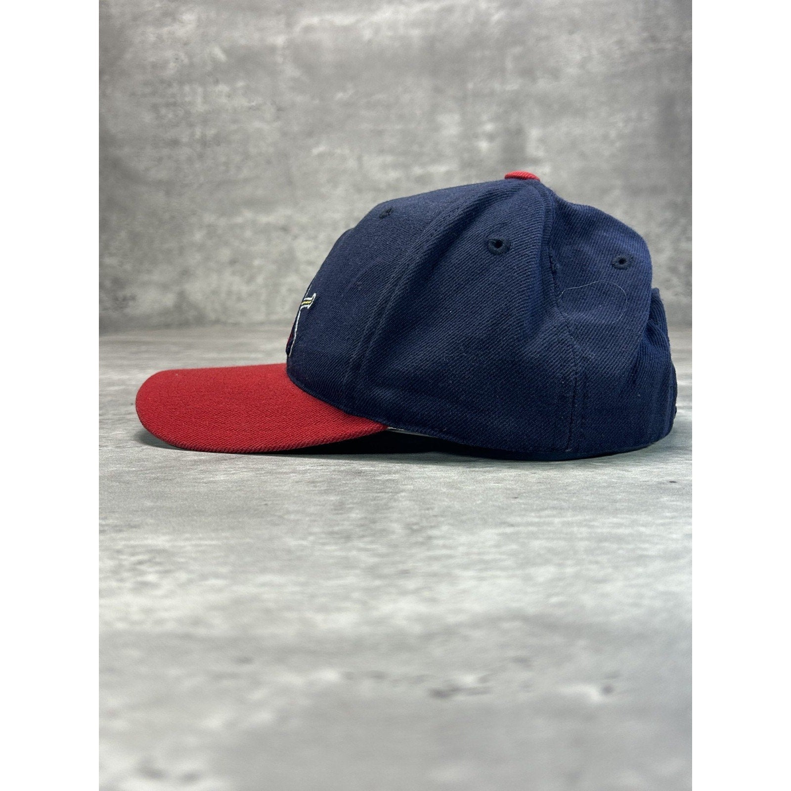 Vintage 90s St Louis Cardinals MLB Embroidered Logo Baseball Snapback Hat OSFA