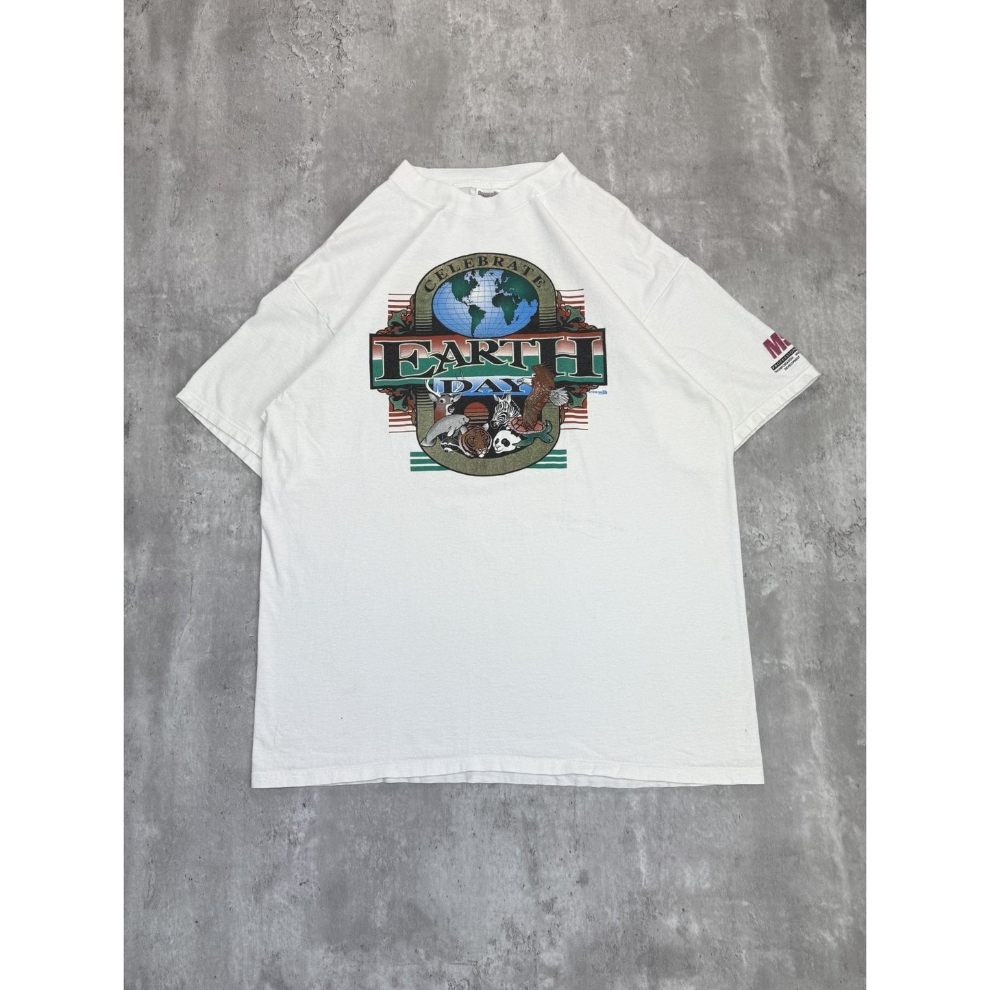 Vintage 1996 Earth Day Nature Animal Graphic T-Shirt Size XL White