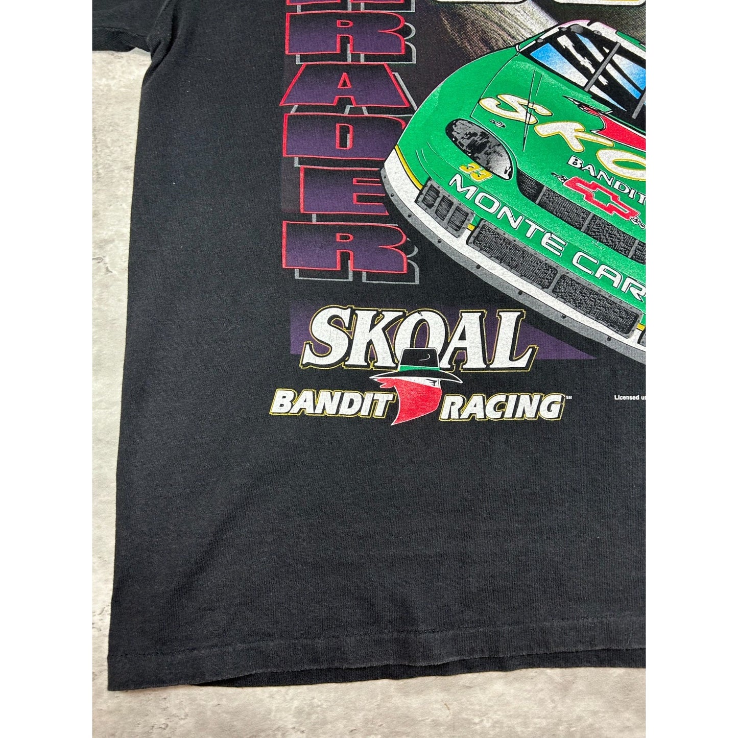 Vintage Ken Schrader #33 Nascar Skoal Racing Car Graphic T-Shirt Size Large