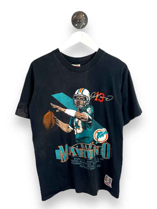 Vintage 90s Dan Marino #13 Miami Dolphins Player Graphic T-Shirt Size Large