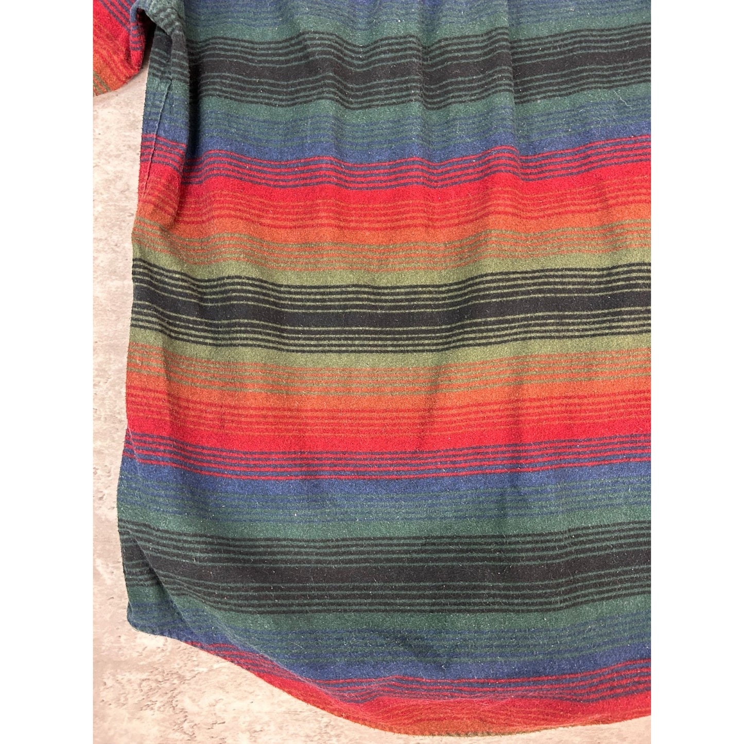 Vintage Woolrich Striped Flannel Long Sleeve Button Up Shirt Size Large