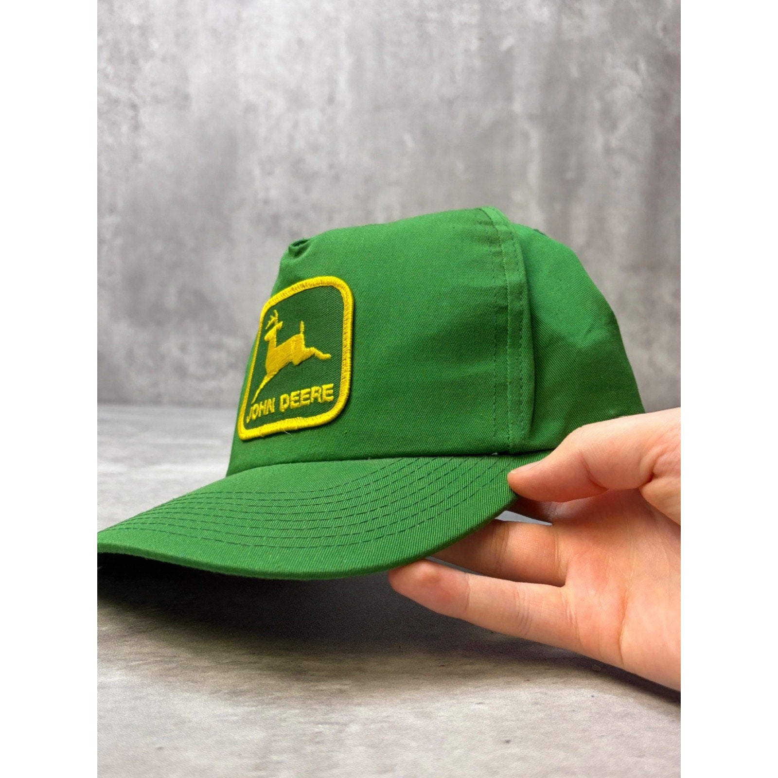 Vintage 80s/90s John Deere Embroidered Logo Green Snapback Hat OSFA