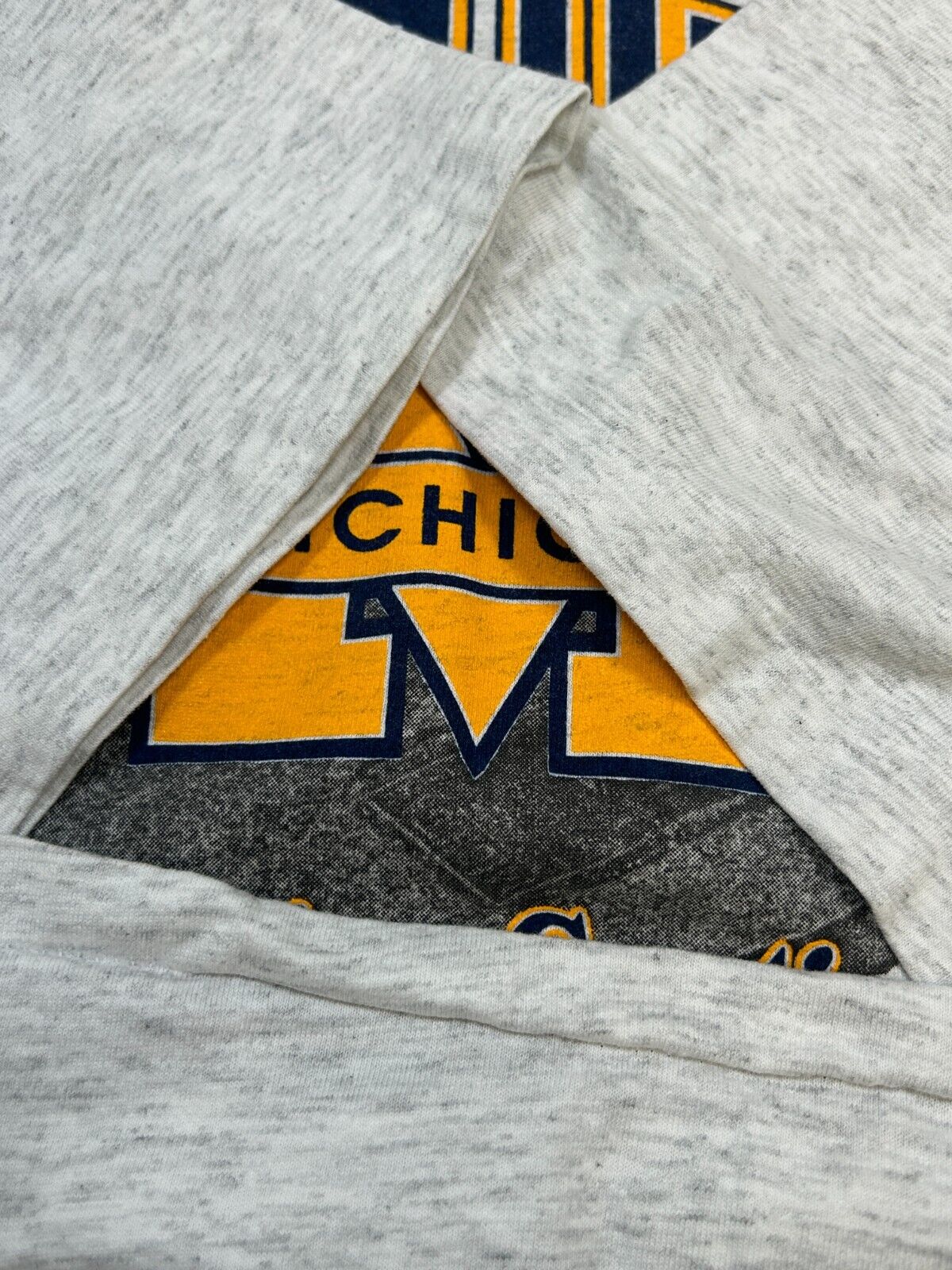 Vintage 1997 Michigan Wolverines 118 Years Of Football NCAA T-Shirt Size 2XL