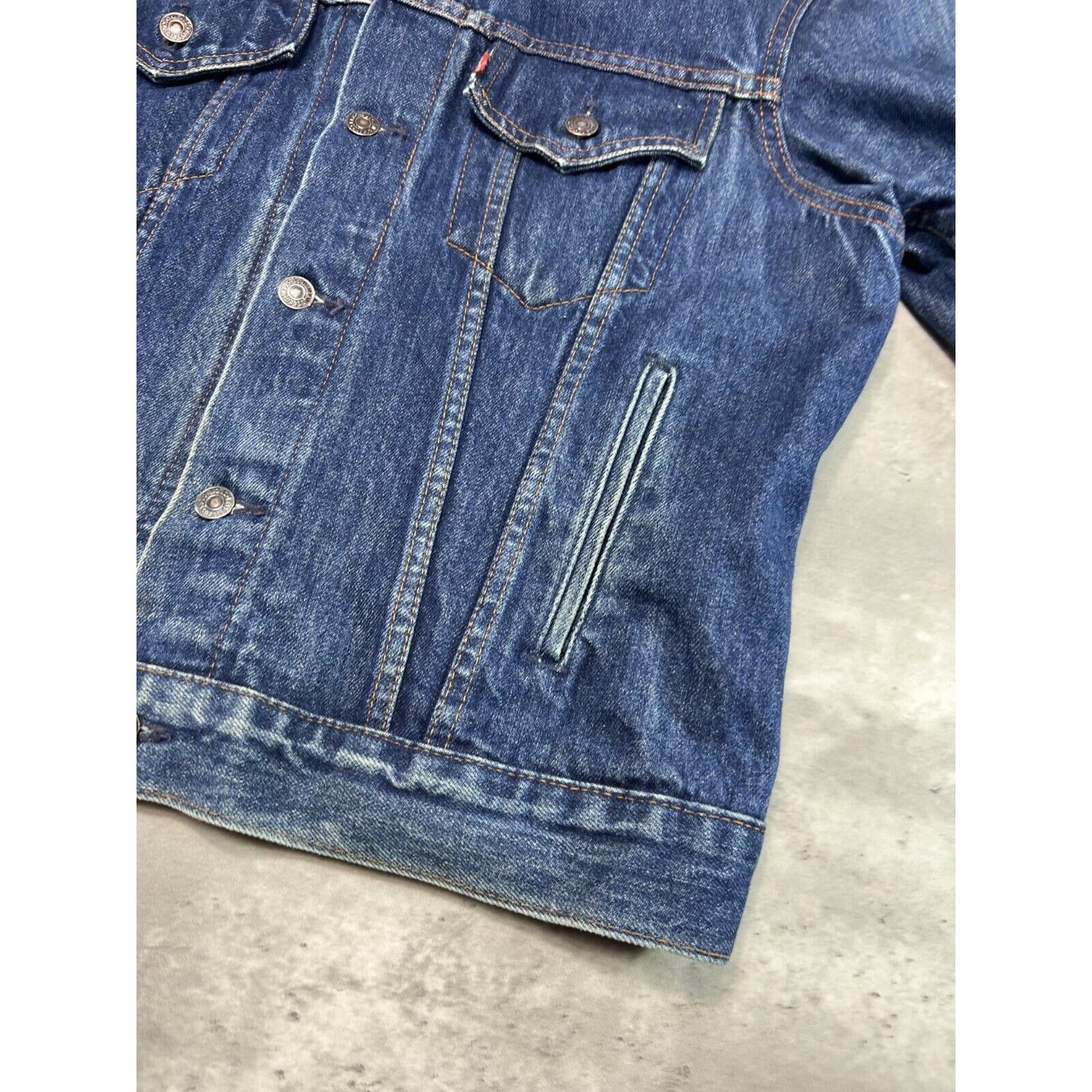 Vintage 80s Levis Red Tab Dark Wash Denim Type 3 Trucker Jacket Size 44 Medium