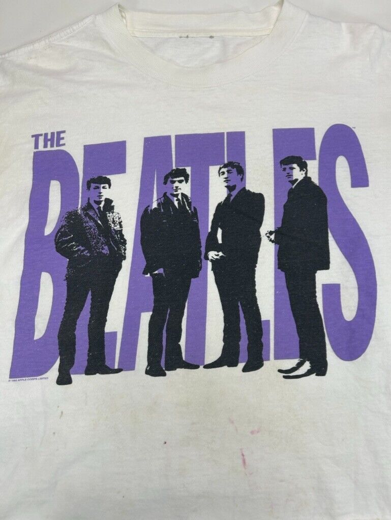 Vintage 1995 The Beatles Big Graphic Spellout Rock Music Cropped T-Shirt Size XL