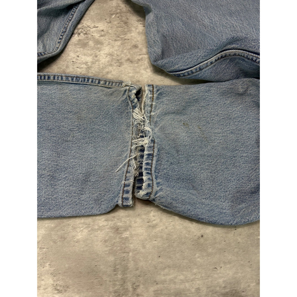 Vintage 90s Levis 560 Red Tab Light Wash Denim Pants Size 37