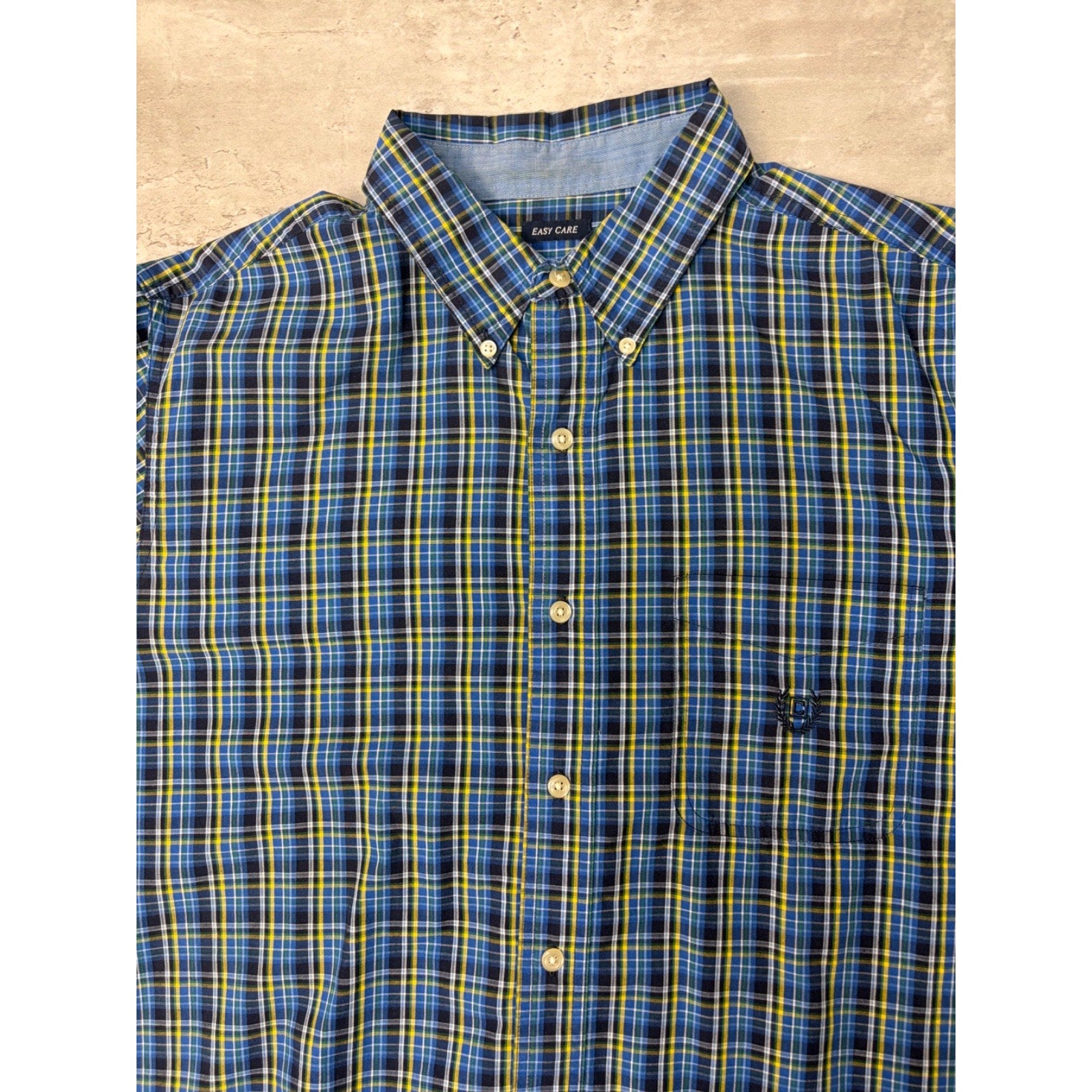 Vintage Chaps Embroidered Crest Plaid Cropped Button Up Shirt Size Large