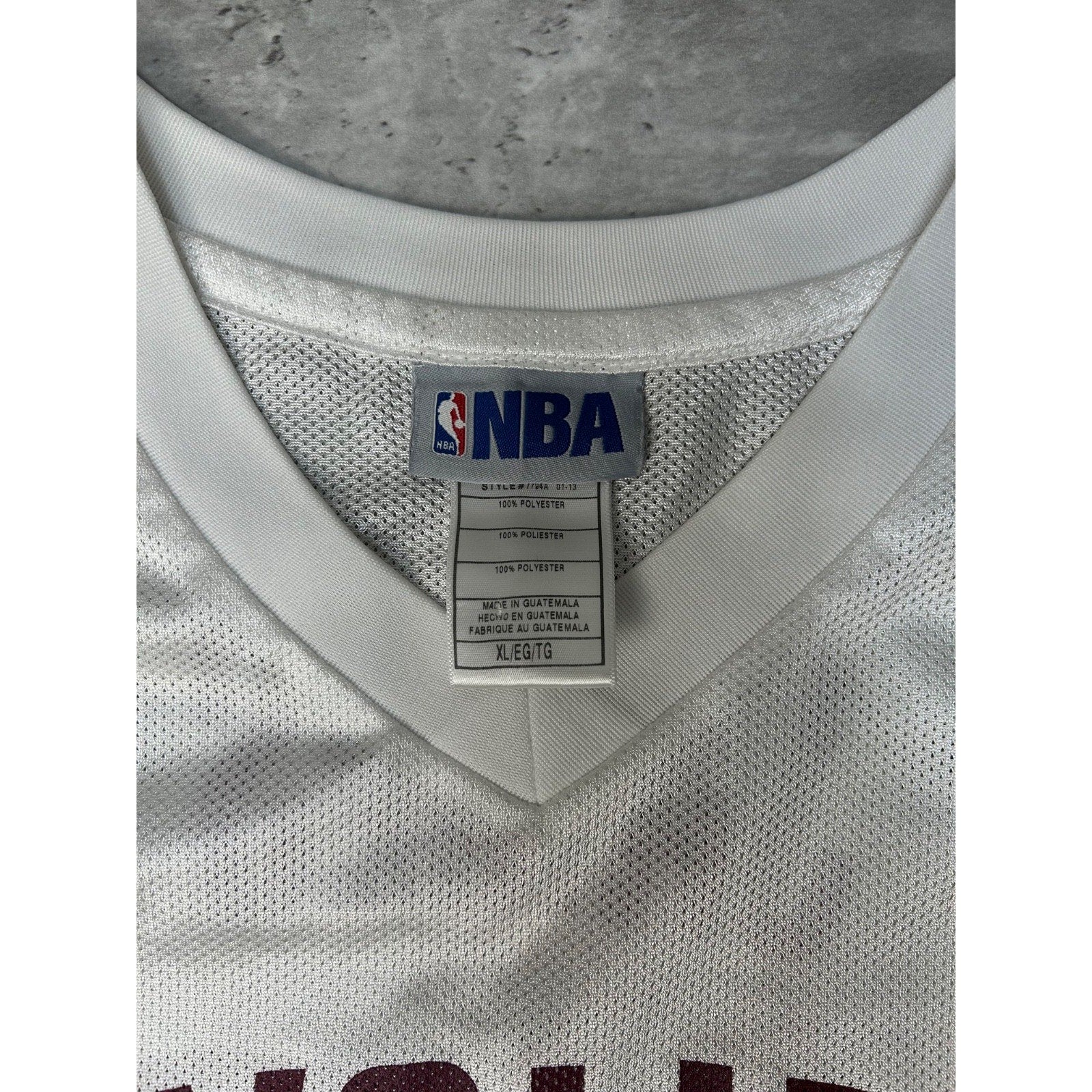 Vintage Lebron James #23 Cleveland Cavaliers NBA Basketball Jersey Size XL