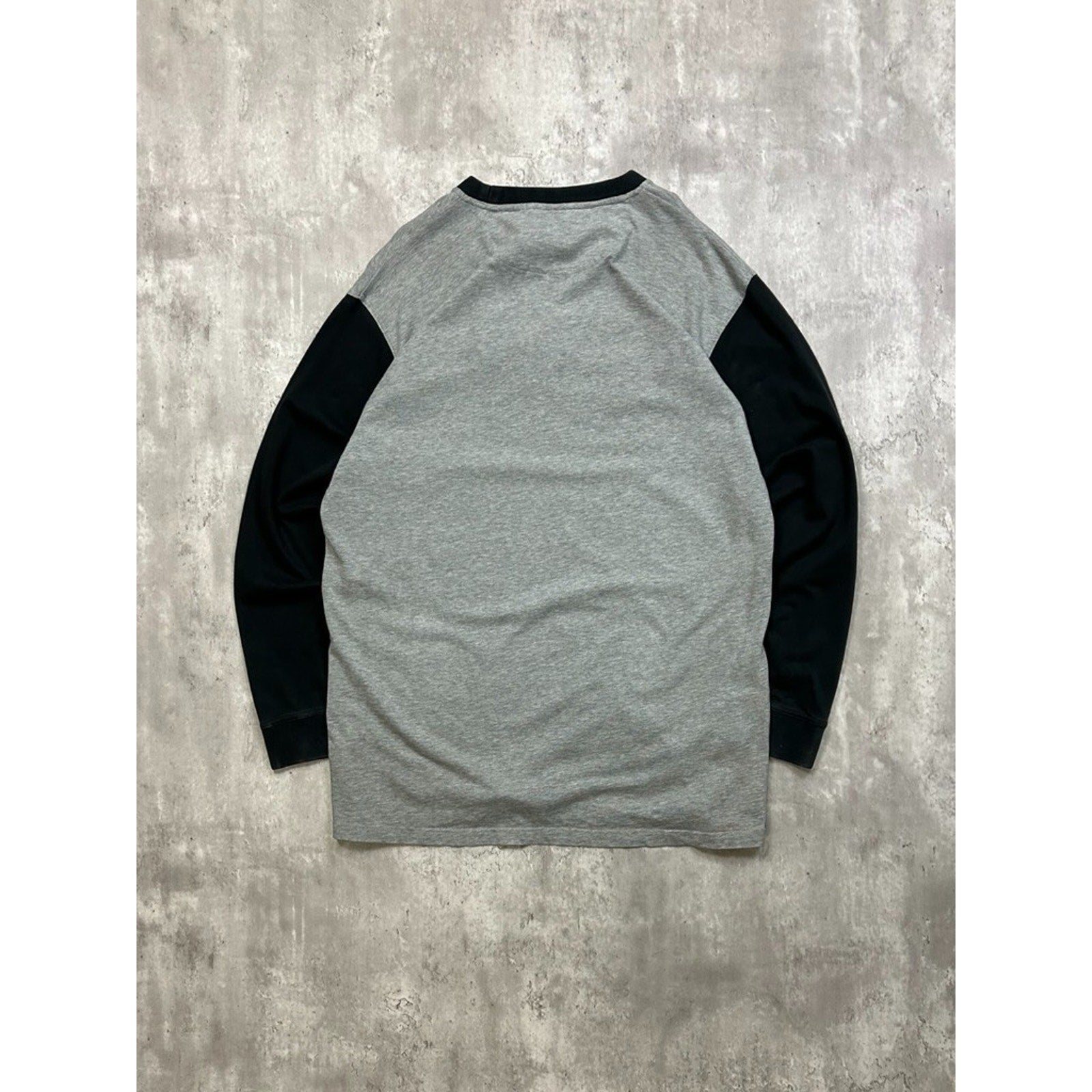 Vintage Y2K Enyce Clothing Company Two Tone Long Sleeve T-Shirt Size XL
