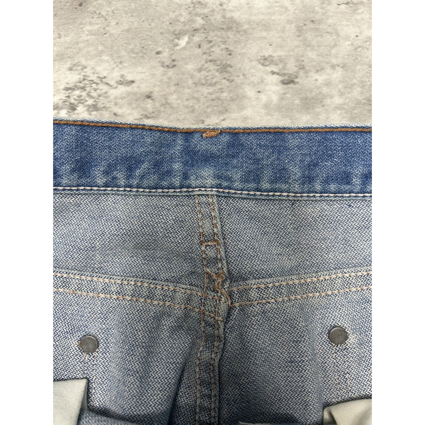 Vintage 70s/80s Wrangler Straight Fit Medium Wash Denim Pants Size 32 Blue