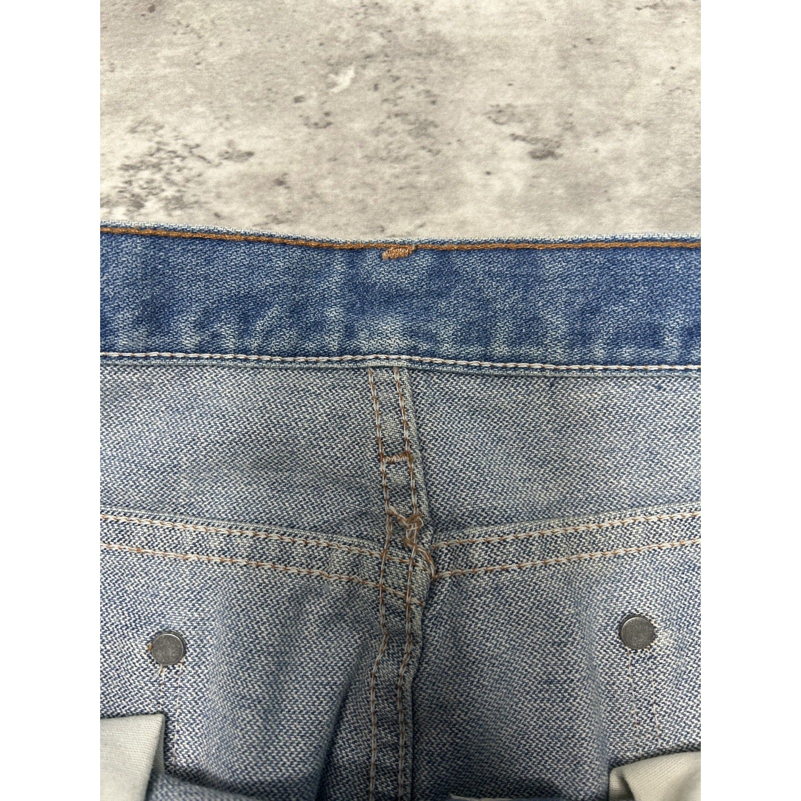 Vintage 70s/80s Wrangler Straight Fit Medium Wash Denim Pants Size 32 Blue