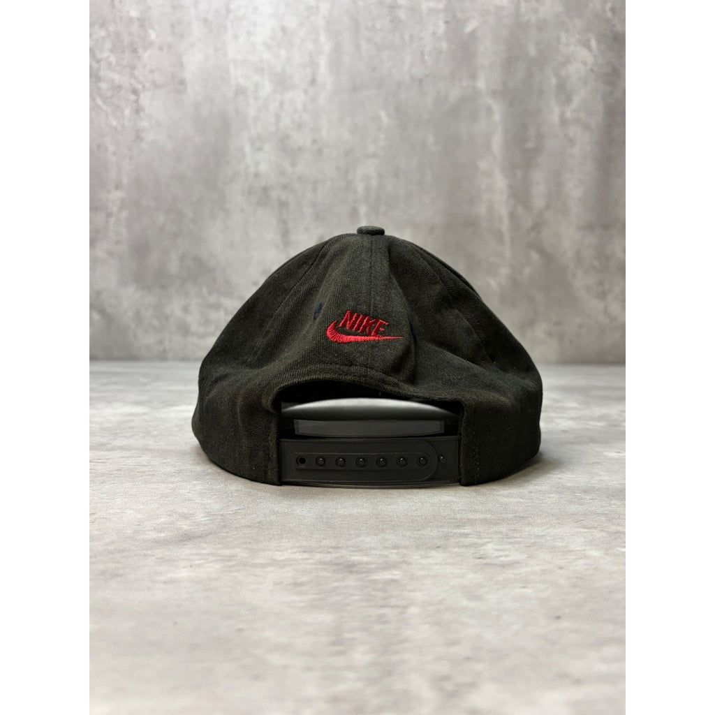 Vintage 90s Nike Embroidered Swoosh Two Tone Snapback Hat OSFA