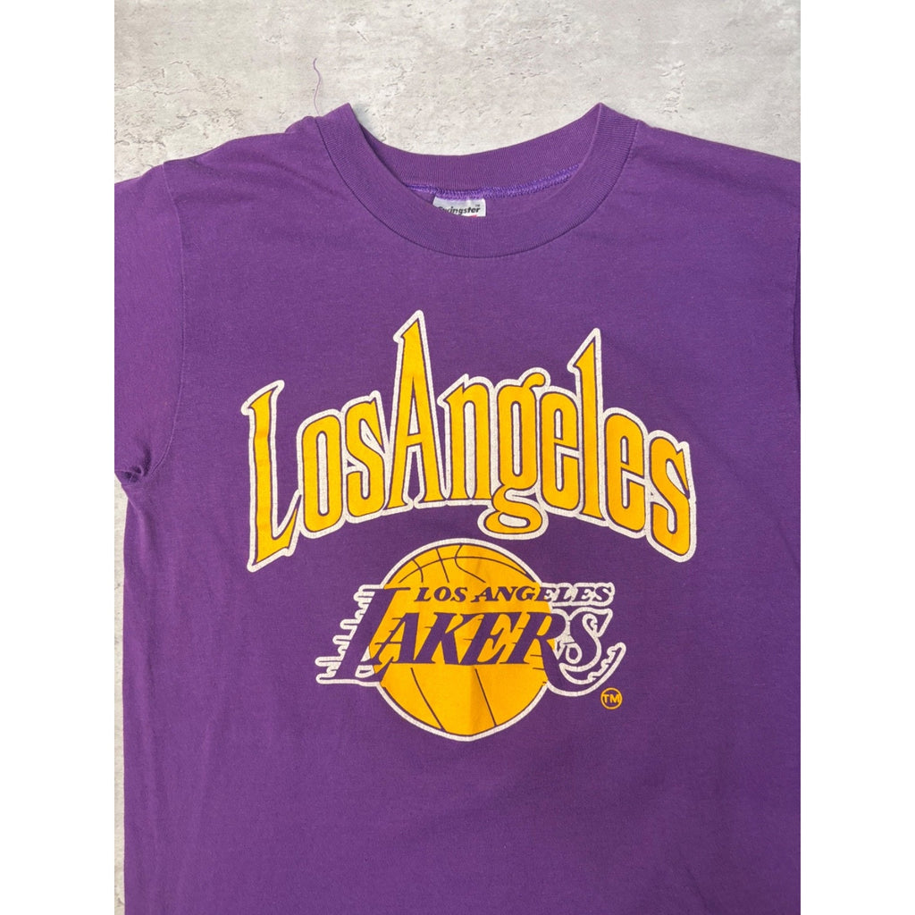 Vintage 80s/90s Los Angeles Lakers NBA Graphic Logo Spellout T-Shirt Size Medium