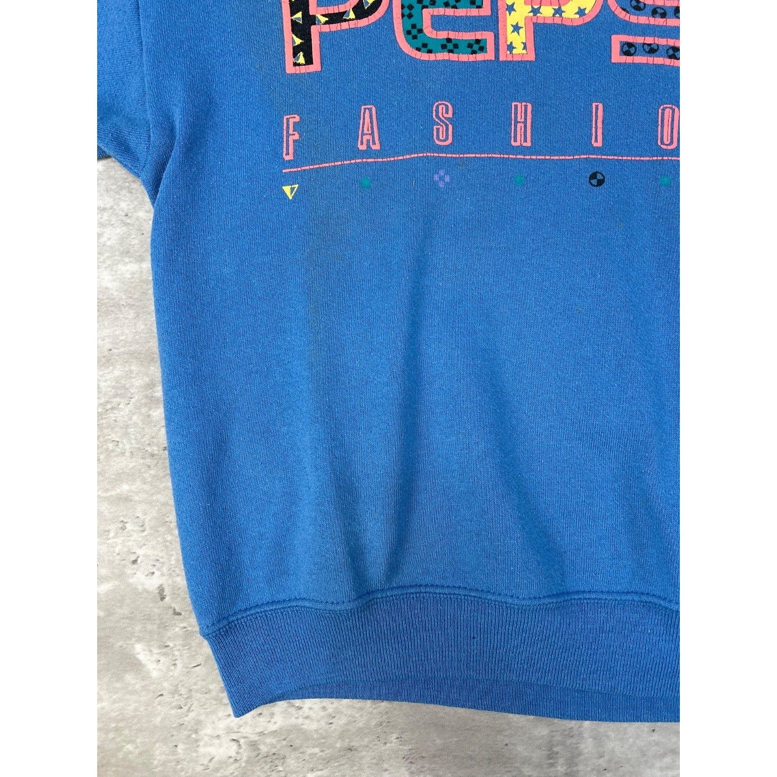 Vintage 90s Pepsi Fashion Soda Promo Spellout Graphic Sweatshirt Size Small