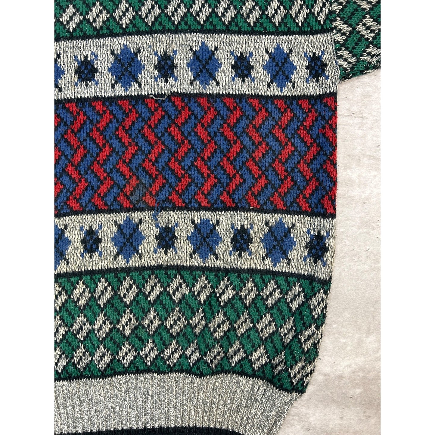 Vintage 90s Van Heusen Hennessy Abstract Patter Knit Sweater Size LT