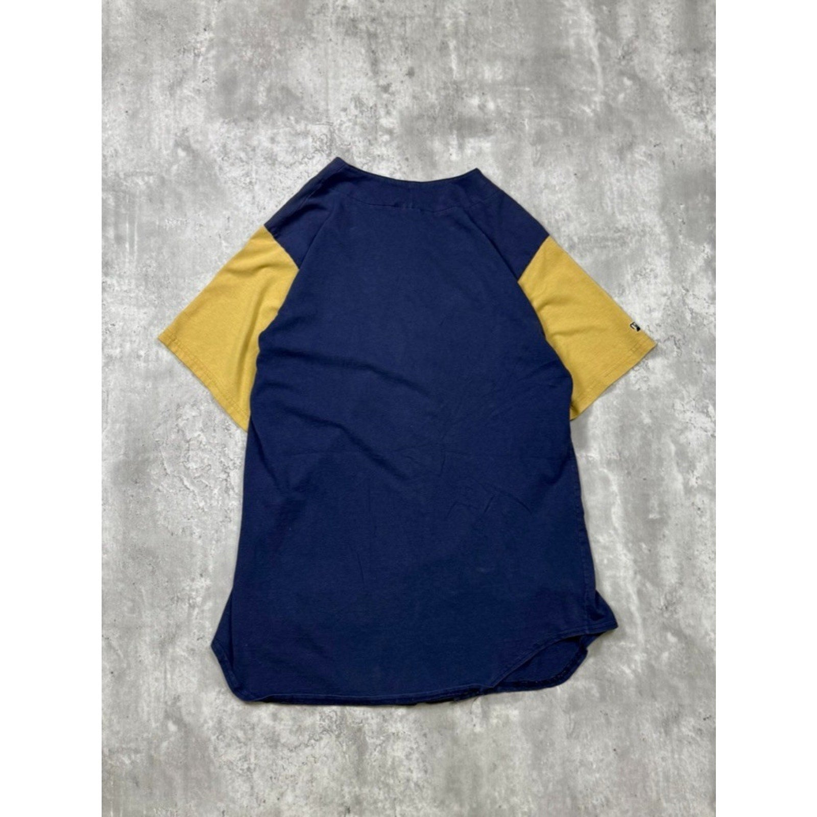 Vintage 90s Milwaukee Brewers MLB Graphic Logo Baseball Jersey Size Medium