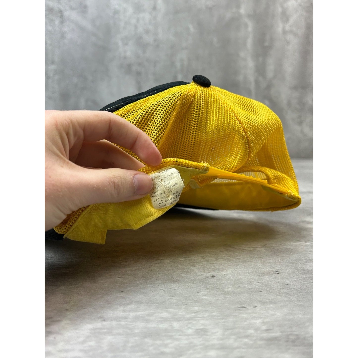 Vintage 80s/90s Walleye Embroidered Patch Fishing Trucker Snapback Hat OSFA