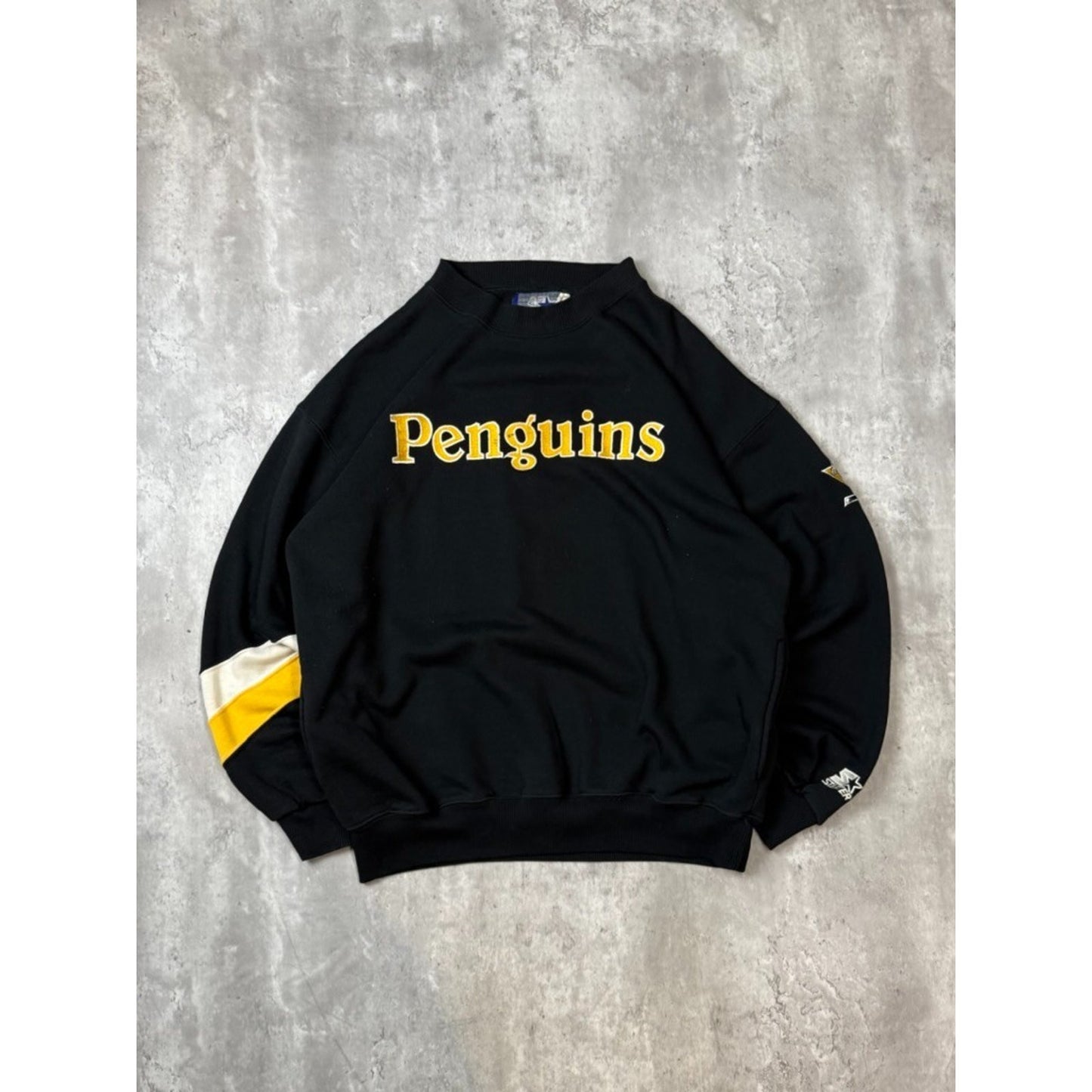 Vintage 80s Pittsburgh Penguins NHL Starter Embroidered Spellout Sweatshirt XL