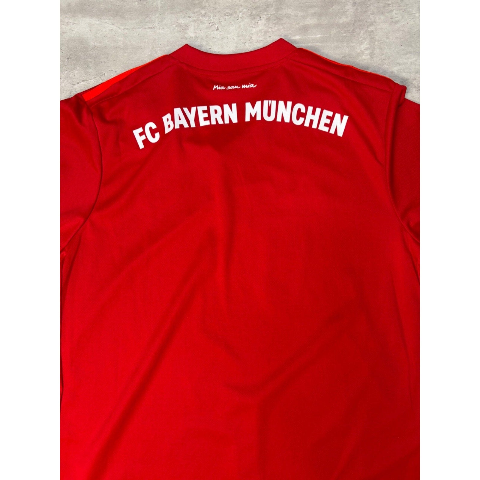 Vintage FC Bayern Munich Adidas Red Striped Soccer Jersey Size XL