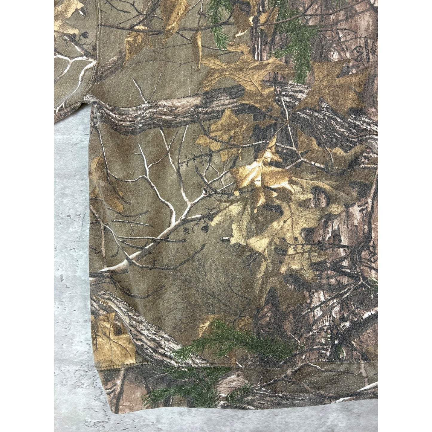 Vintage Realtree Xtra Tree Camo Hunting Pullover Hooded Sweatshirt Size Medium