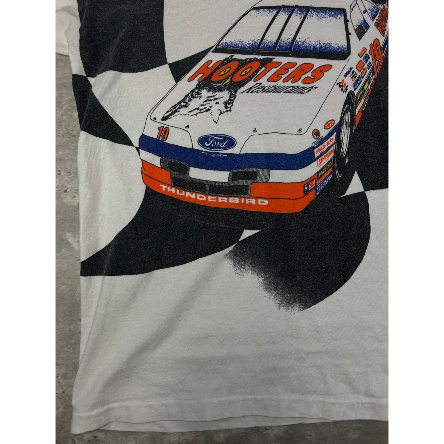 Vintage Loy Allen Jr #19 Hooters Racing Nascar All Over Print T-Shirt Size Large