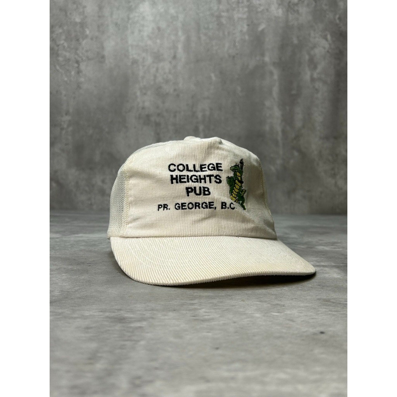 Vintage 90s College Heights Pub Embroidered Destination Snapback Hat OSFA