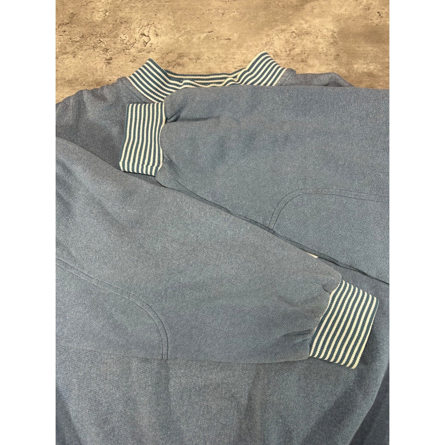 Vintage 90s Kenny Rogers Embroidered Crest Pullover Mockneck Sweatshirt Sz Large