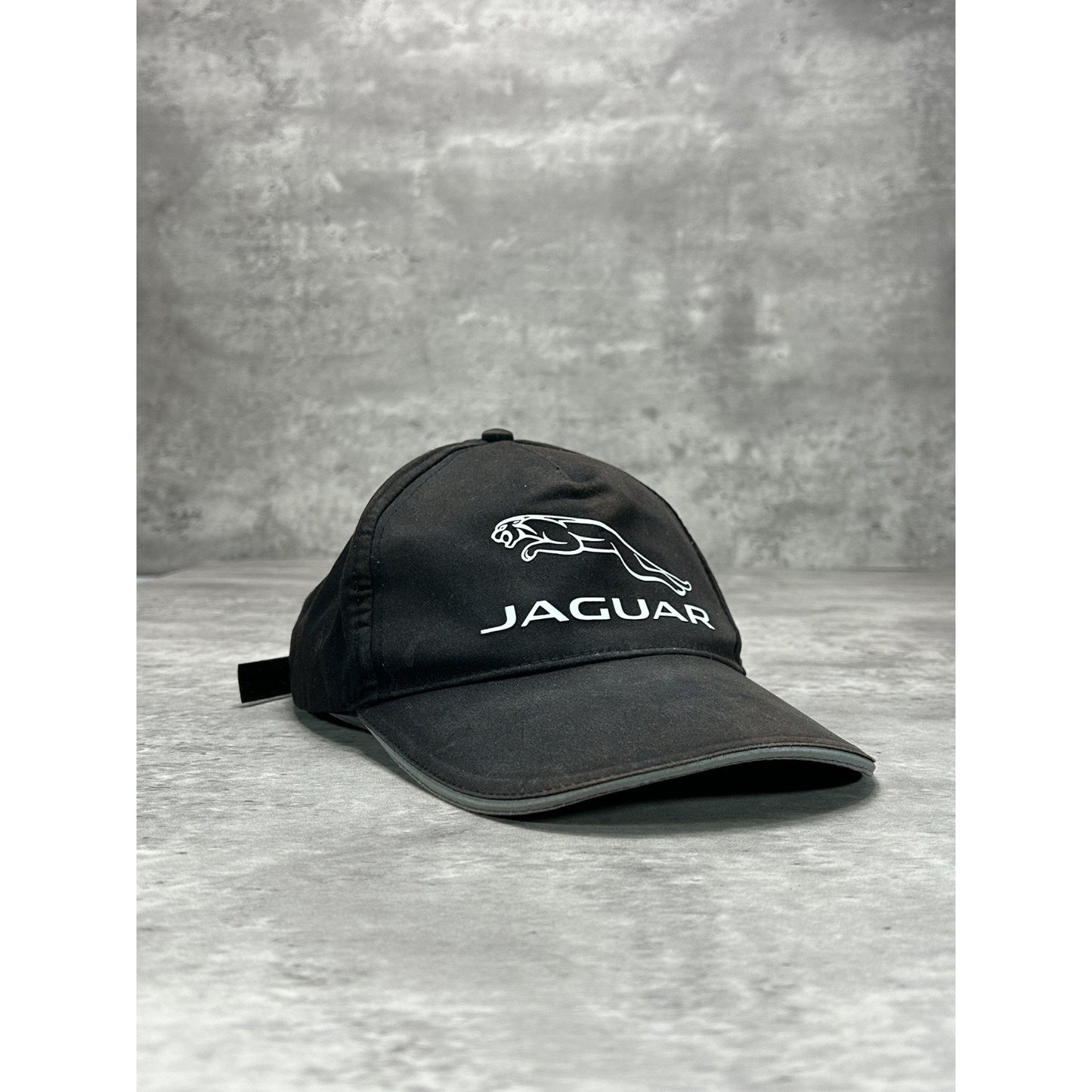 Vintage Jaguar Car Logo Graphic Strapback Hat OSFA