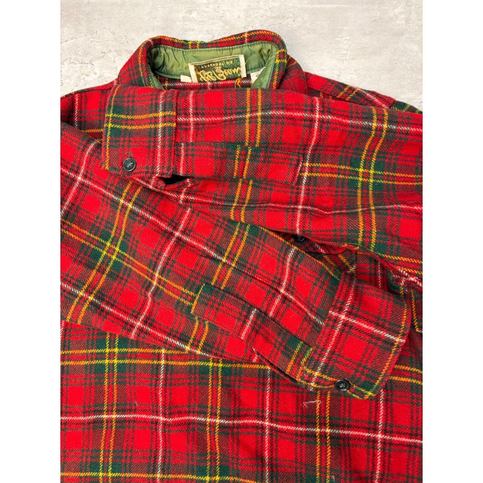 1960s L.L. Bean Red Plaid Print Long Sleeve 1/4 Button Up Shirt Size Medium