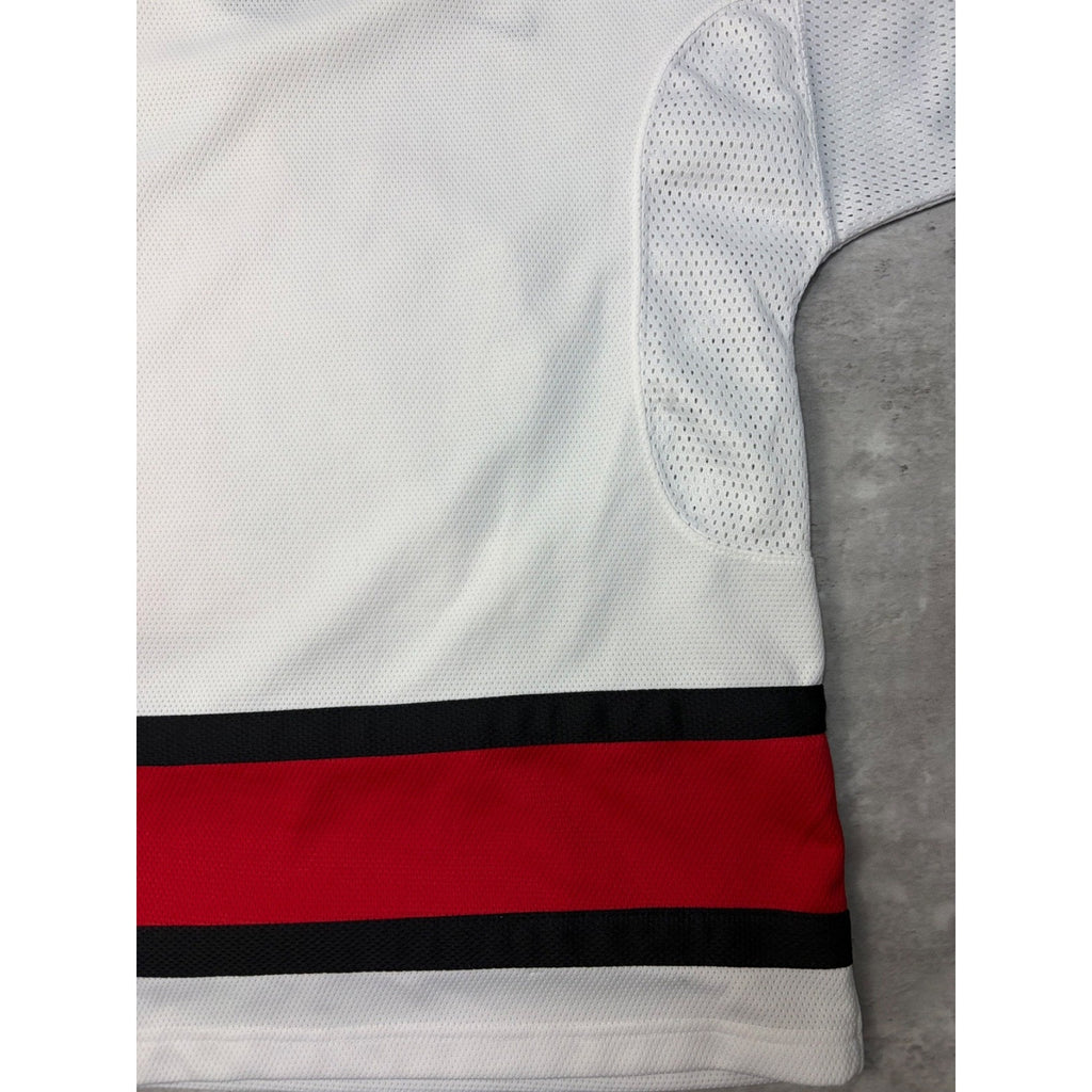 Team Canada NHL Embroidered Nike Hockey Jersey Size Small