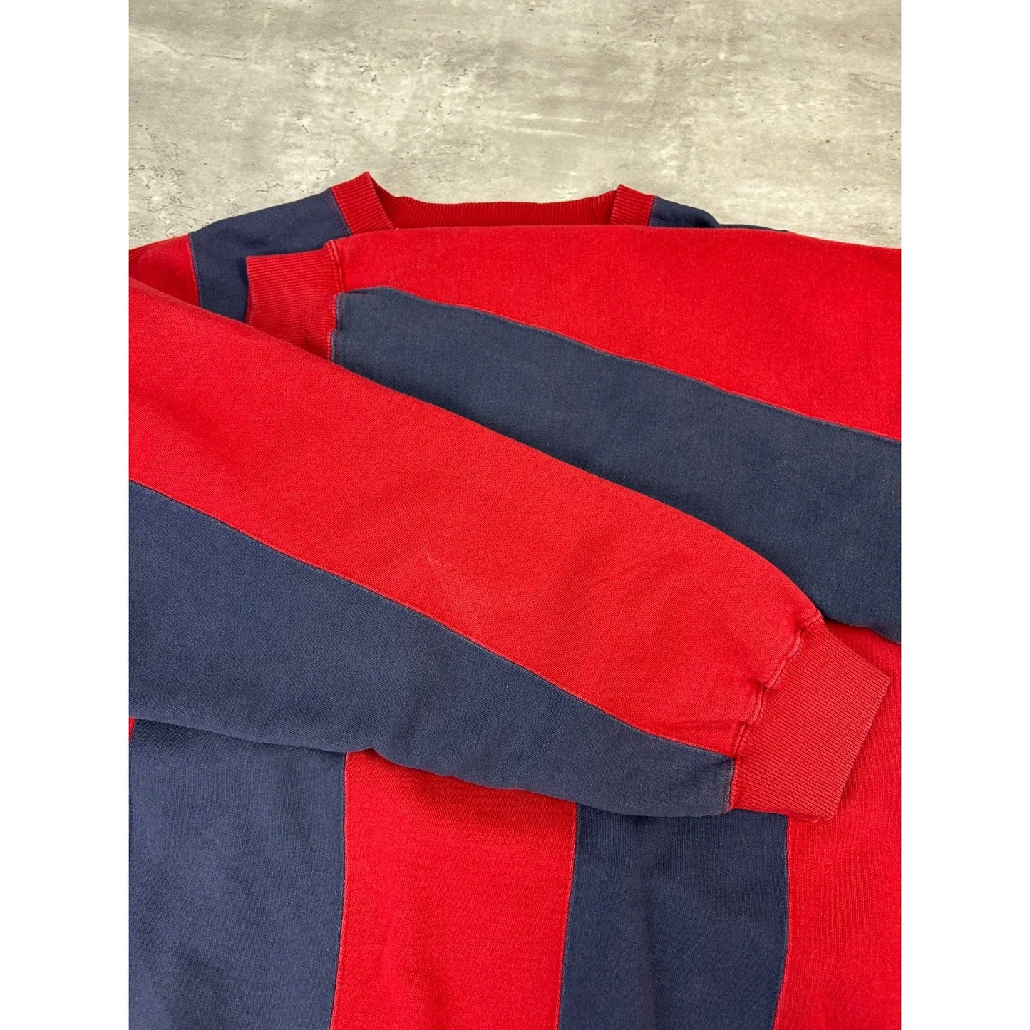 Vintage Chaps Embroidered Crest Striped Crewneck Sweatshirt Size Large