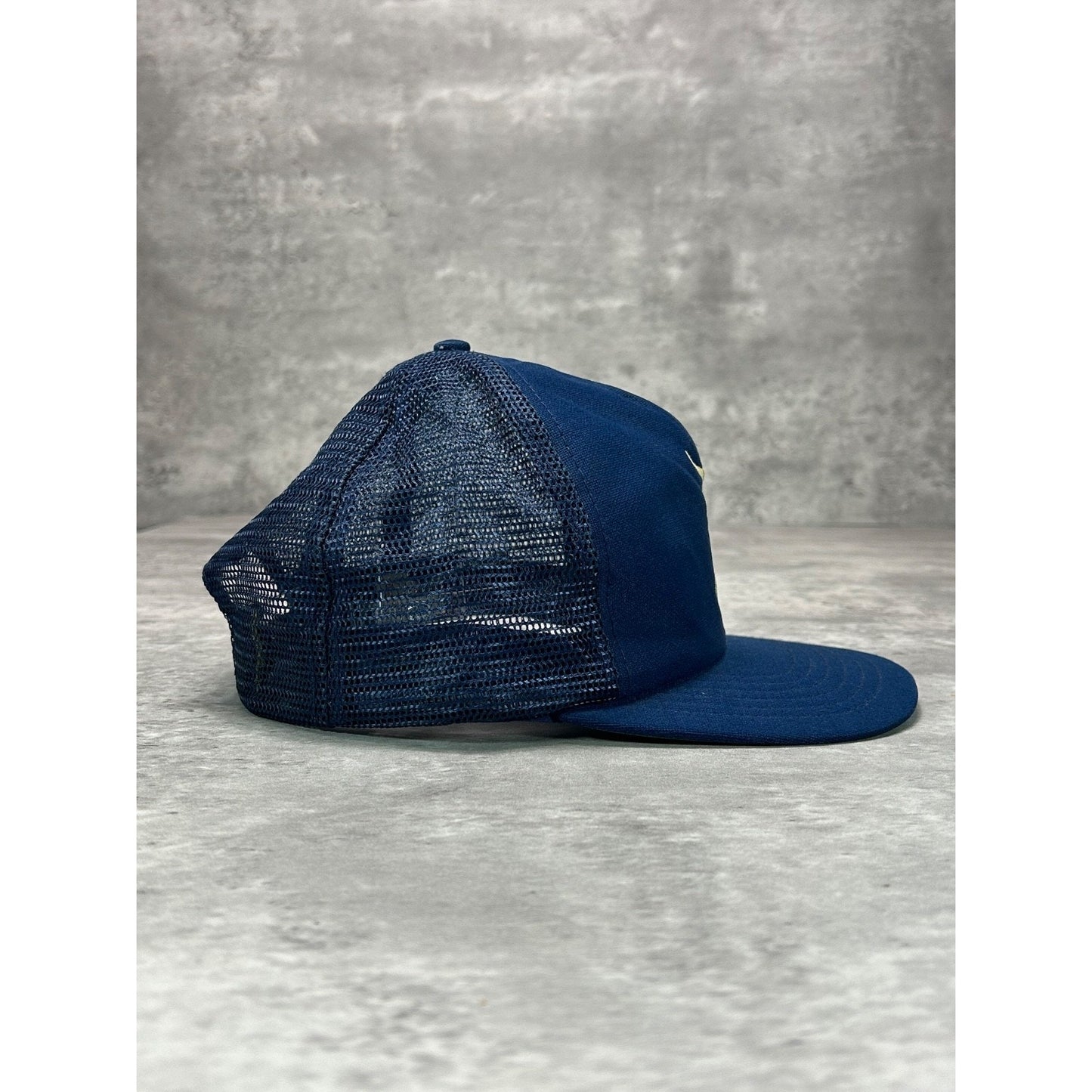 Vintage 80s/90s Detroit Tigers MLB Embroidered Logo Trucker Snapback Hat OSFA