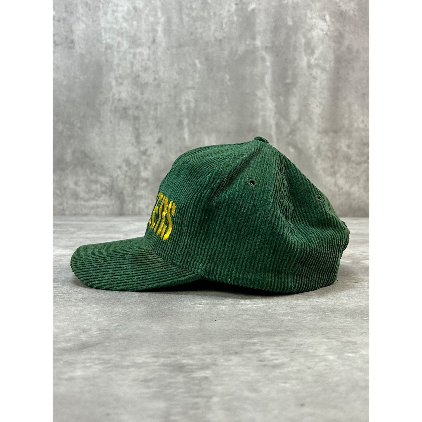 VTG 90s Green Bay Packers NFL Embroidered Spellout Corduroy Snapback Hat OSFA