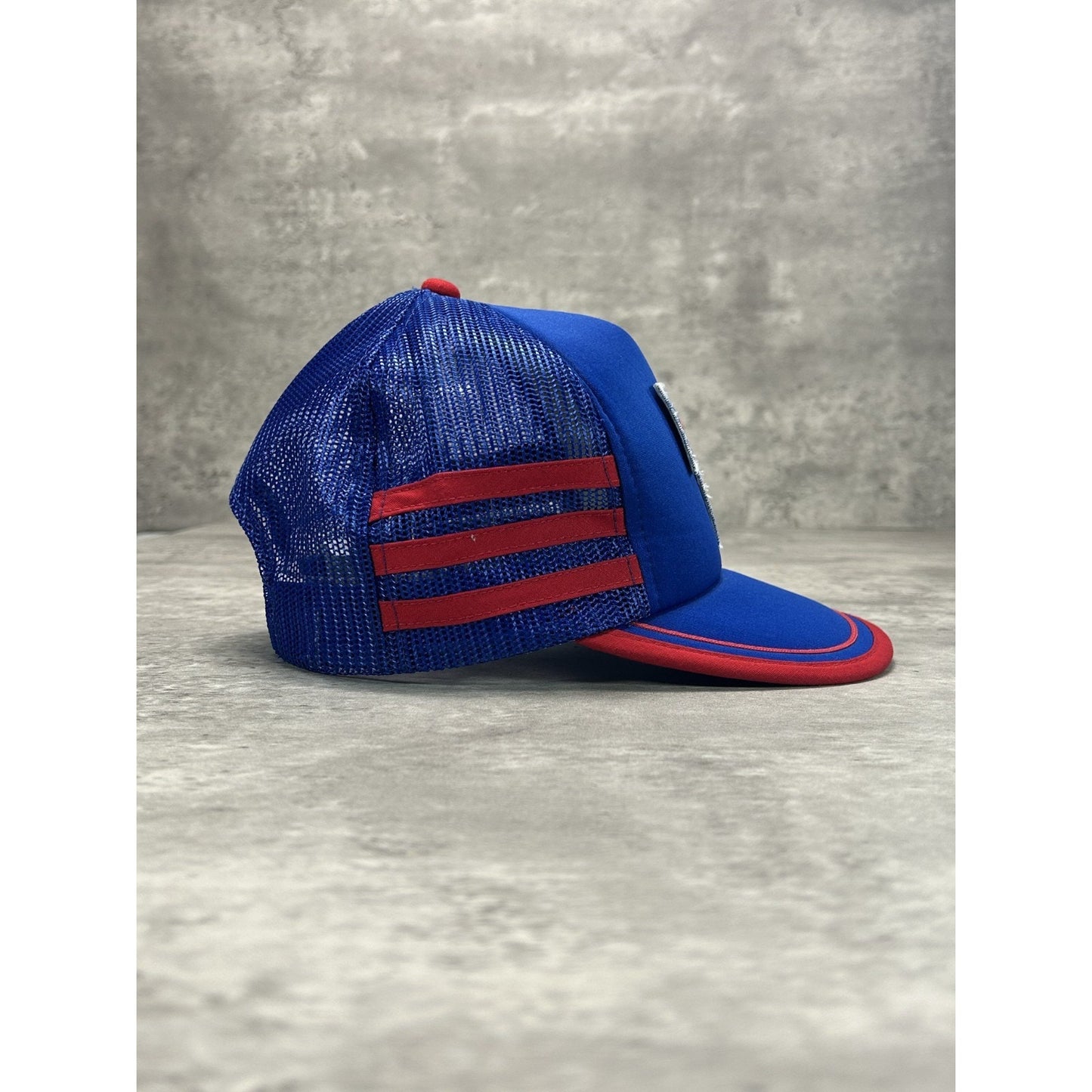 Vintage 80s Drug Stores Big V Embroidered Three Stripe Trucker Snapback Hat OSFA