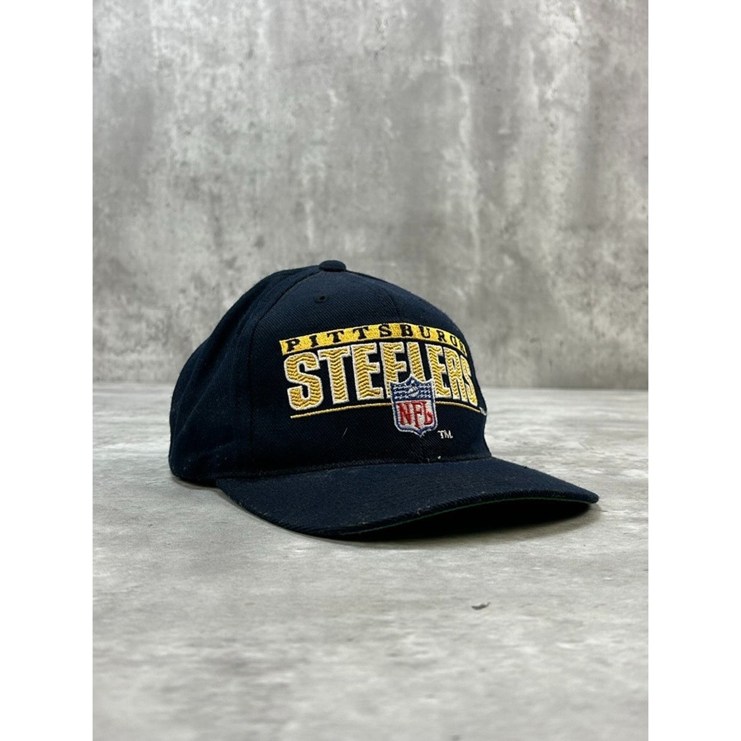 Vintage 90s Pittsburgh Steelers NFL Sports Specialties Snapback Hat OSFA