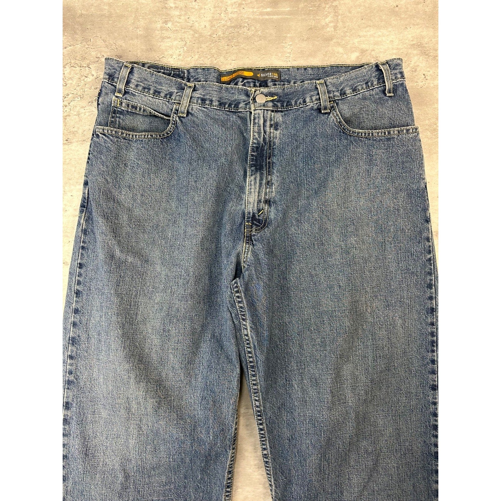 Vintage 2000s Levis Silvertab Loose Fit Dark Wash Denim Pants Size 39