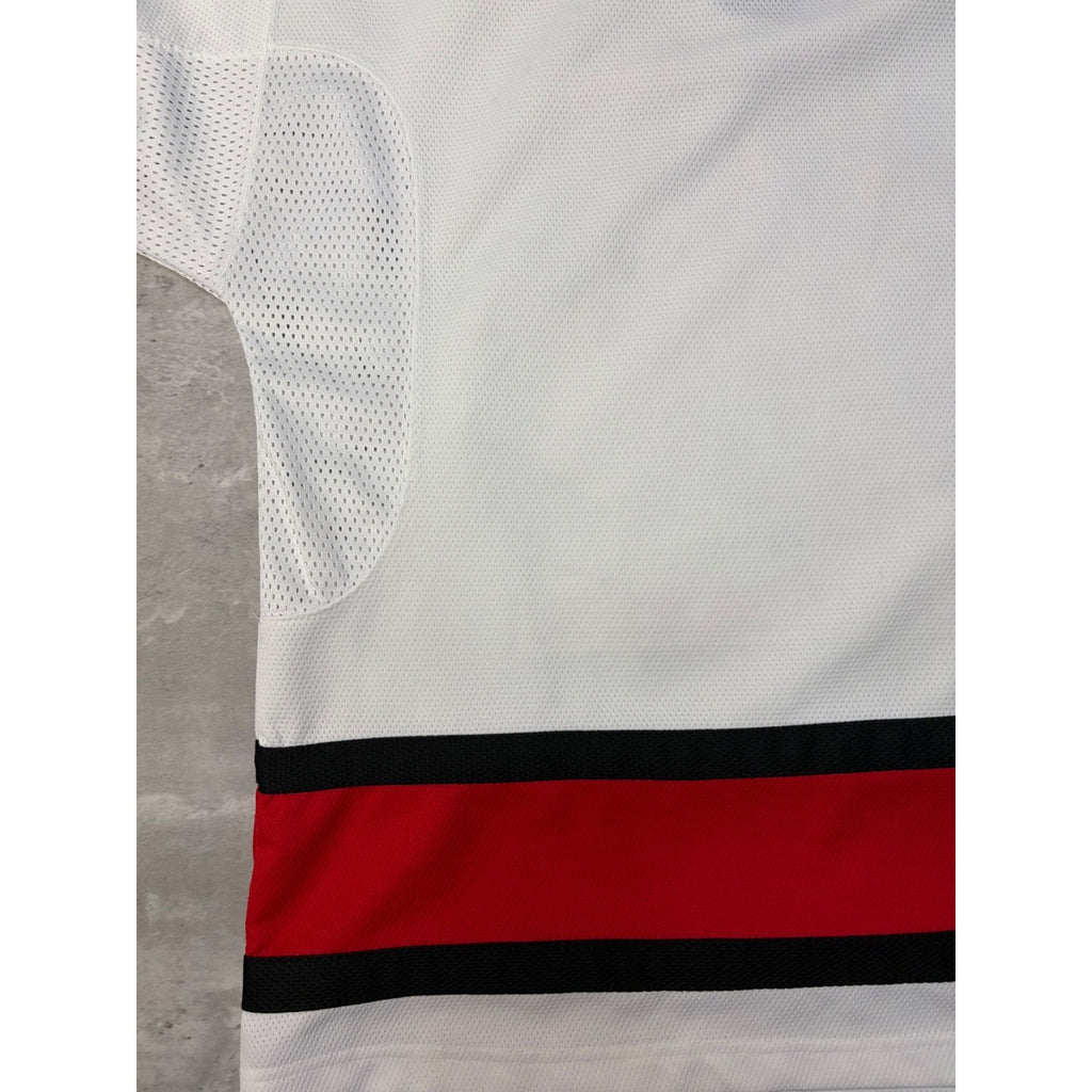 Team Canada NHL Embroidered Nike Hockey Jersey Size Small