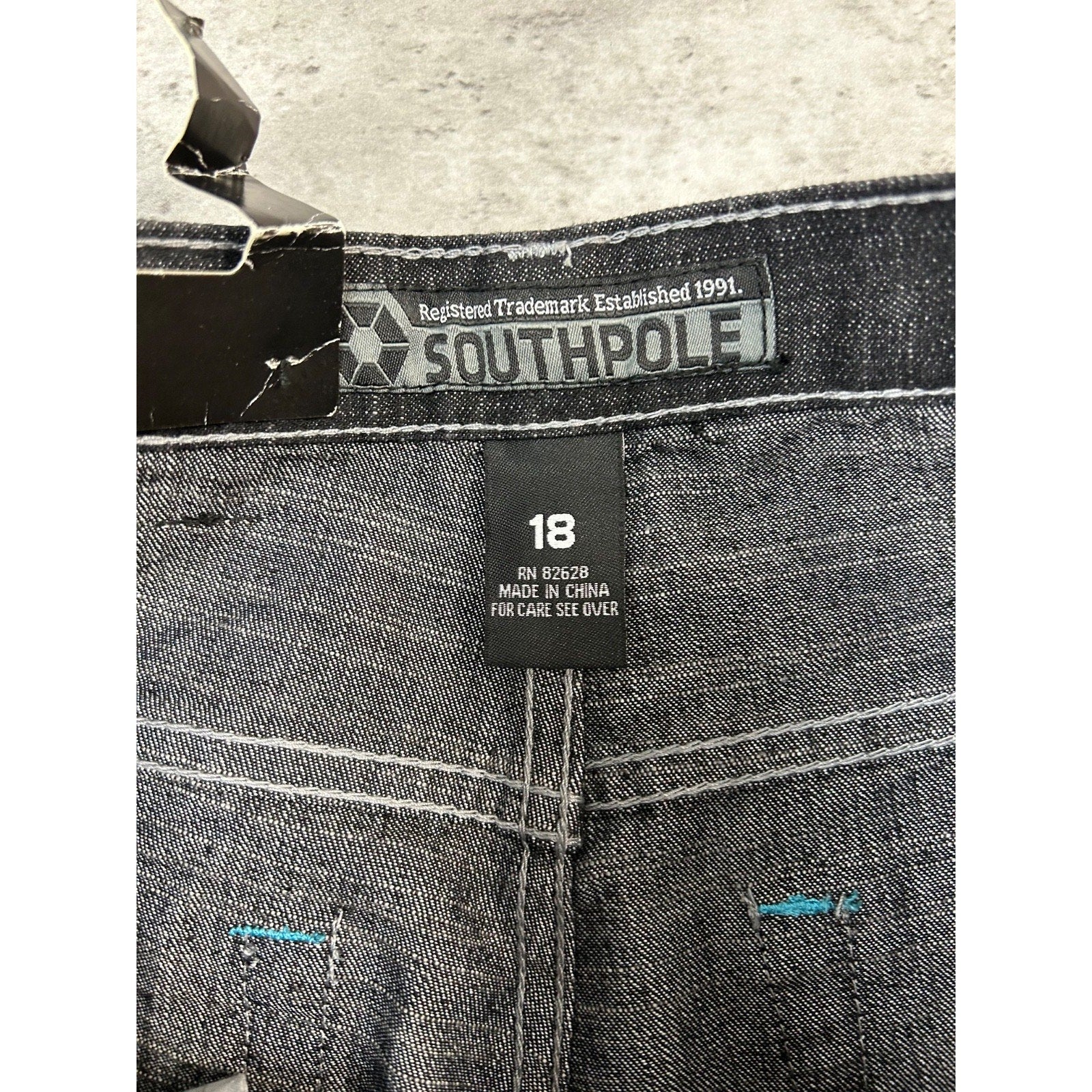 Vintage Y2K Southpole Embroidered Pockets Black Denim Pants Size 31