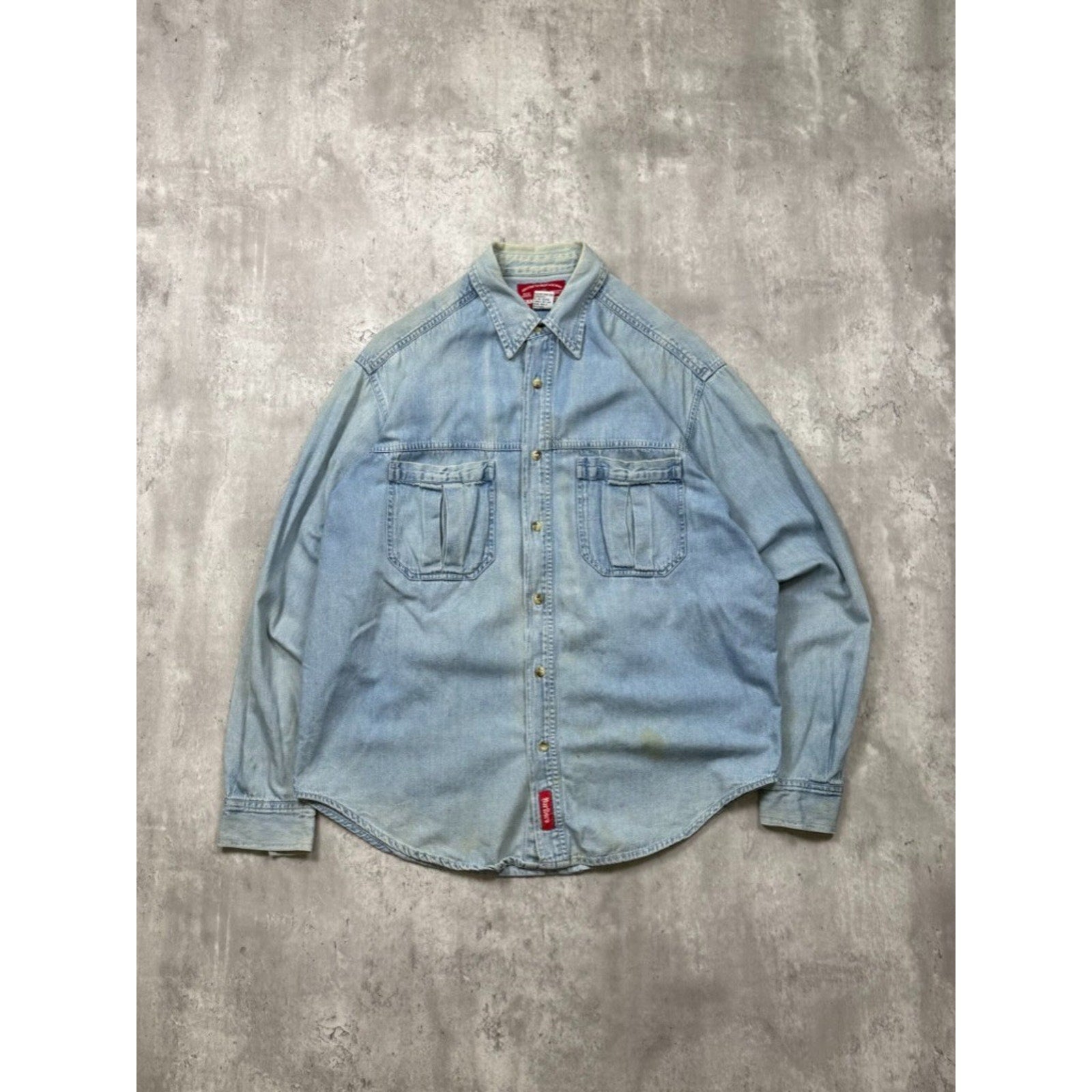 Vintage Marlboro Country Store Light Wash Denim Button Up Shirt Size Medium