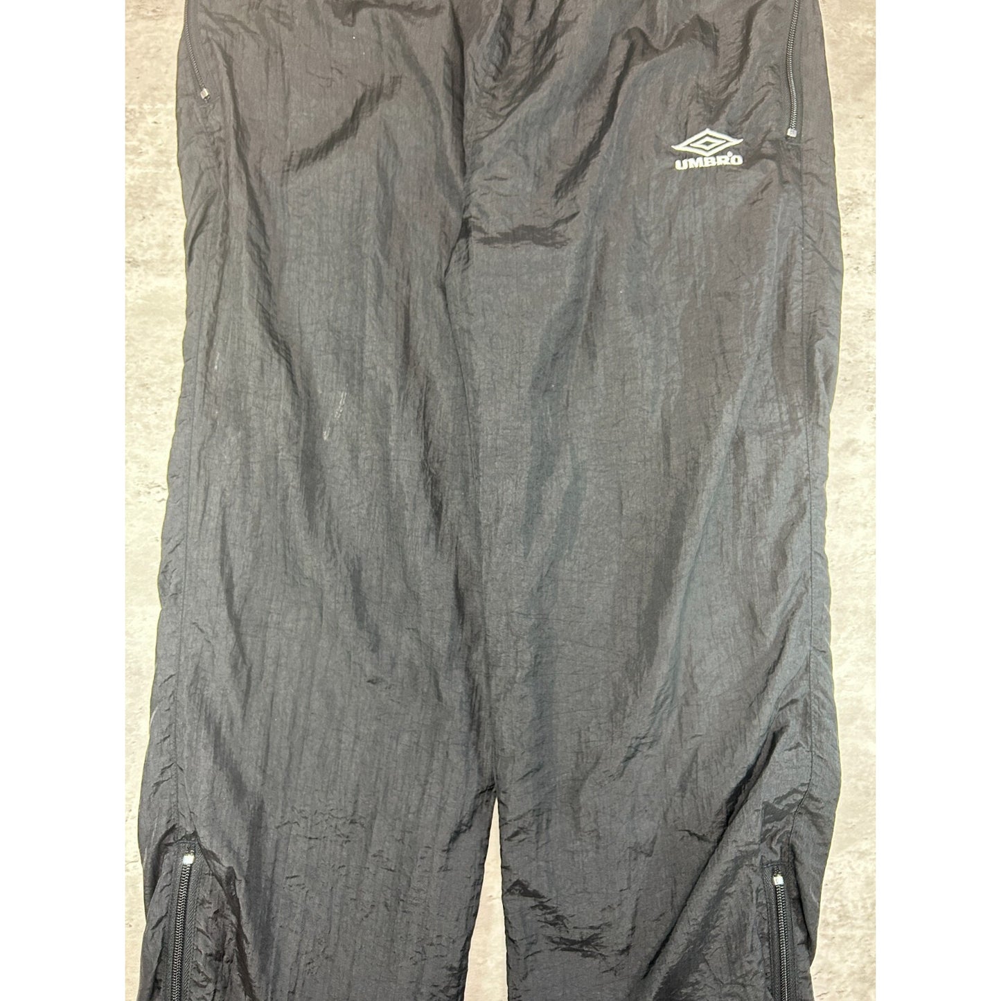 Vintage 90s Umbro Embroidered Logo Nylon Track Pants Size Large Black