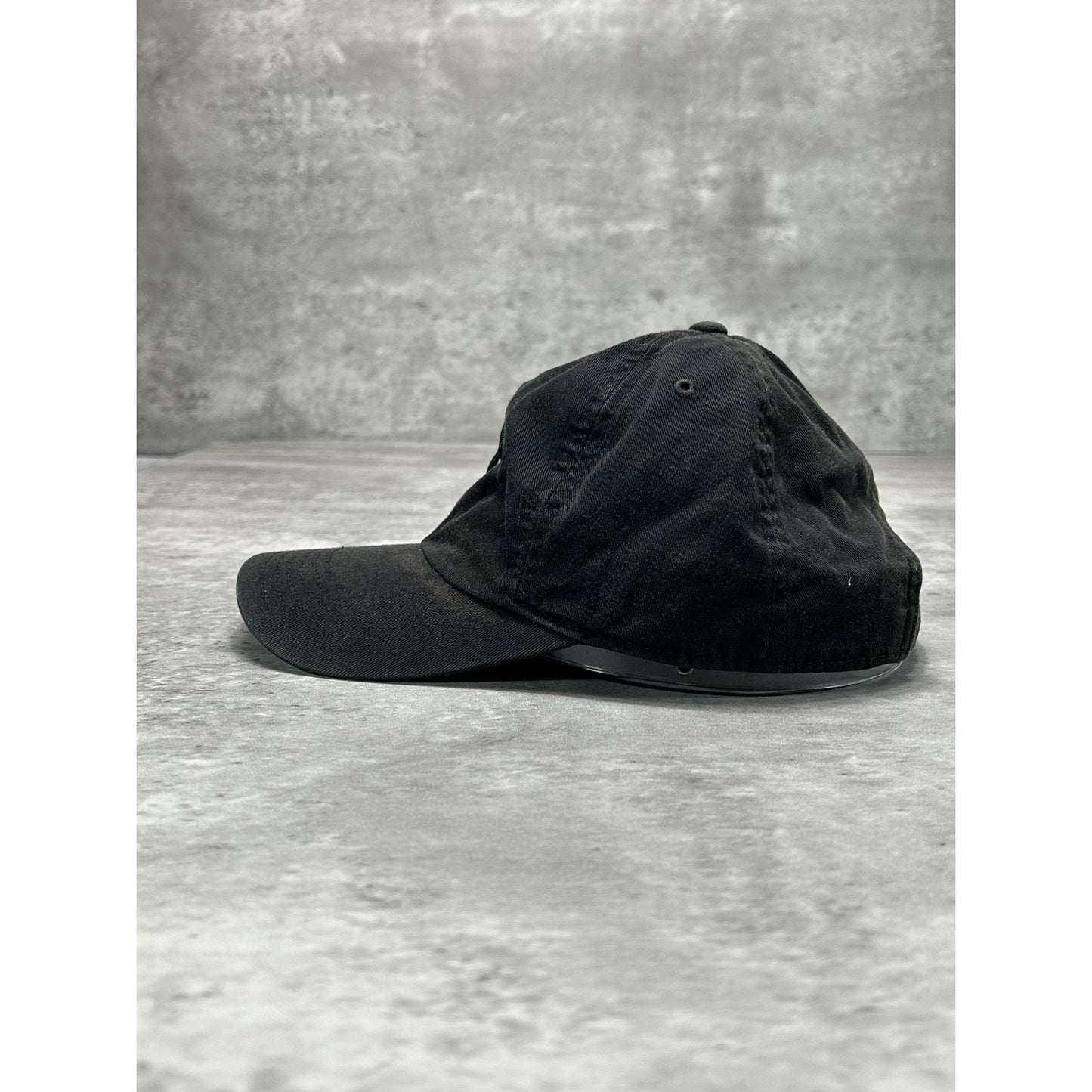 VIntage 2000s Nike Embroidered Swoosh Strapback Hat OSFA Black