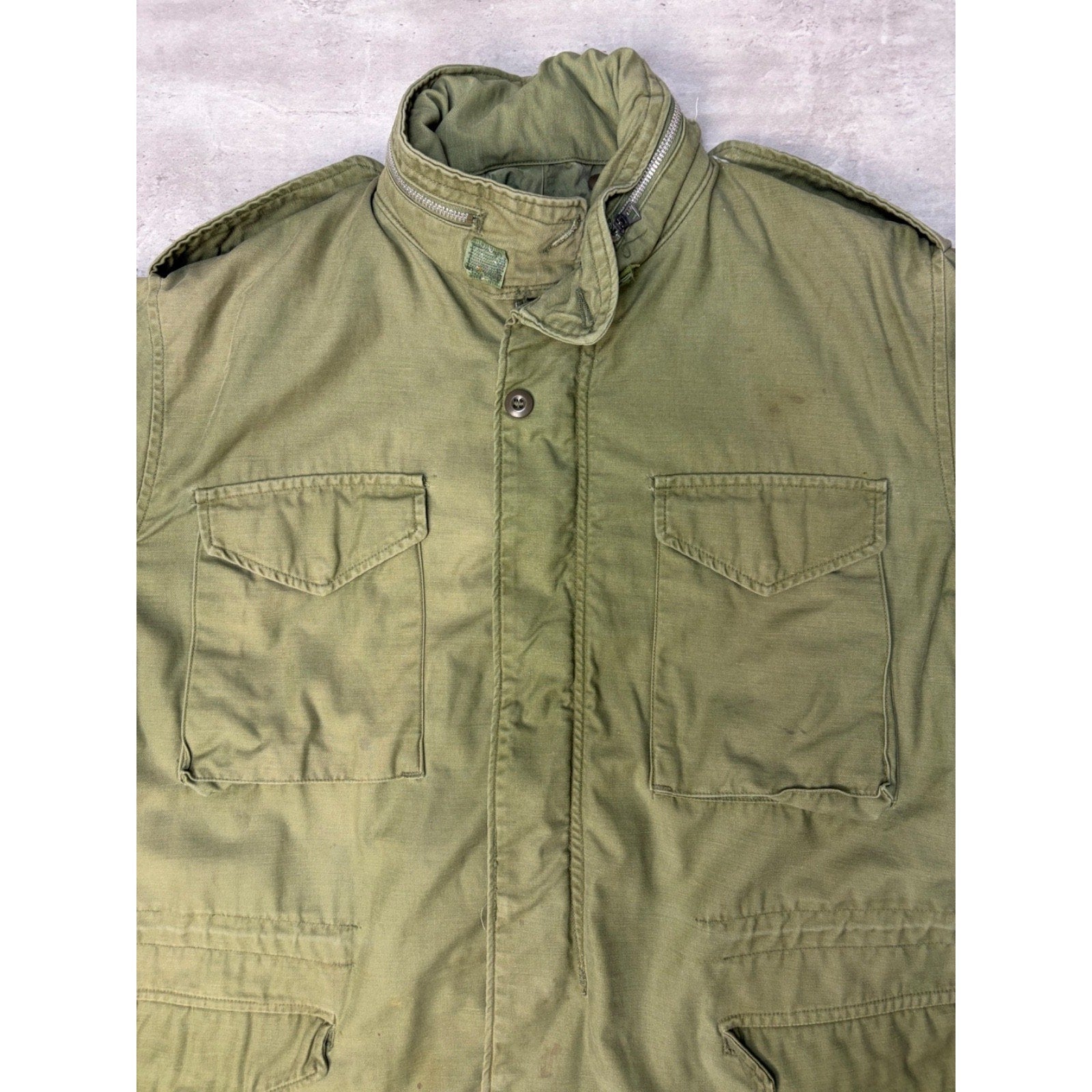 Vintage 1960s US Military M-65 Multi Pockey Long Jacket Size Large